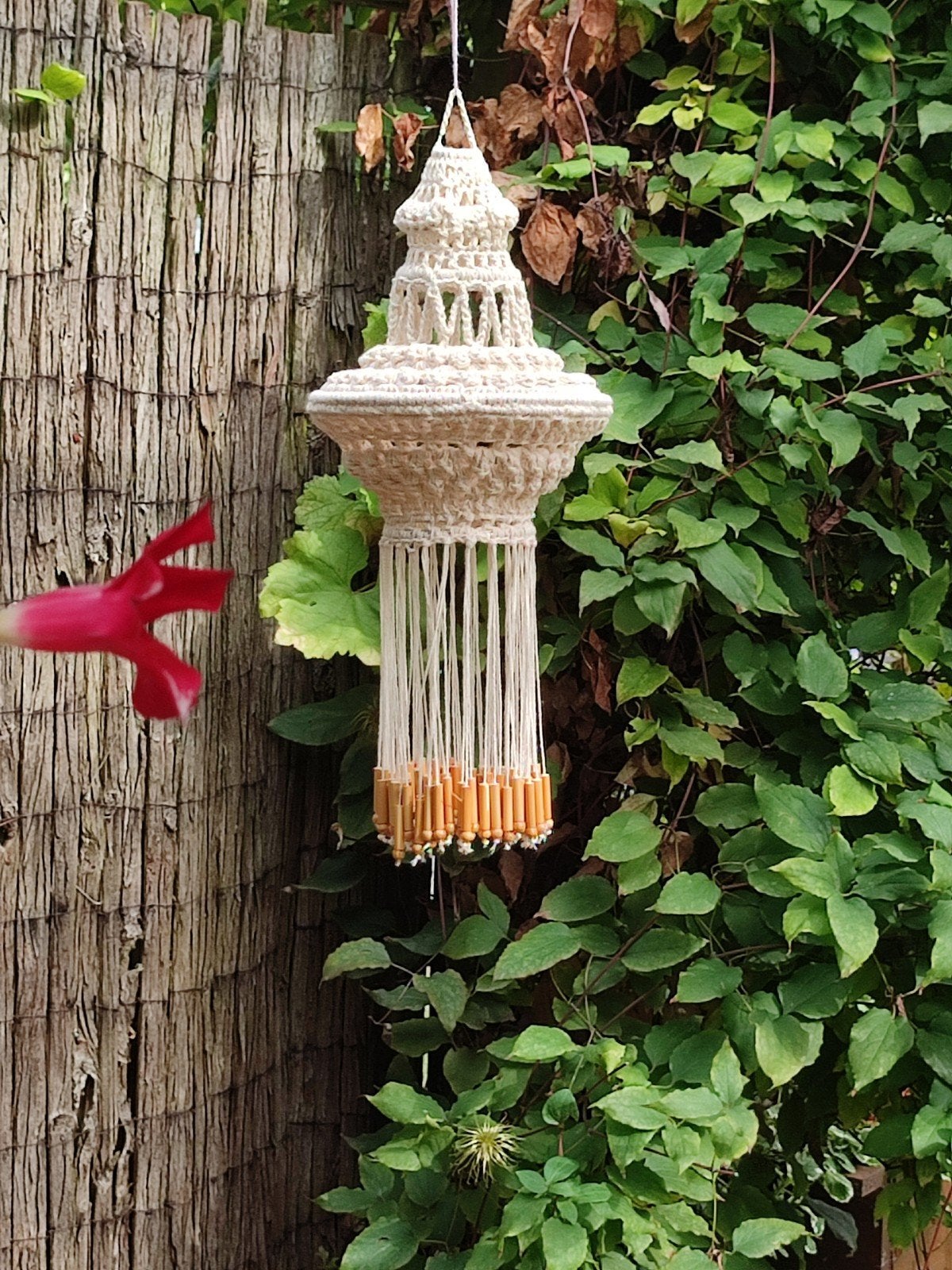 Gehaakte Hanglamp met Houten Kralen - Boho Stijl, Huis en Inrichting, Lampen | Hanglampen, Ophalen of Verzenden, Nieuw, Overige materialen