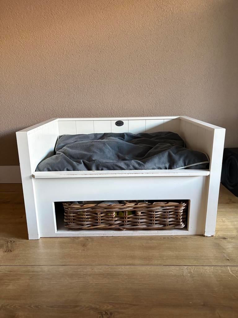 Houten hondenmand met kussen & opbergmand – landelijke stijl, Ophalen, Gebruikt, Overige