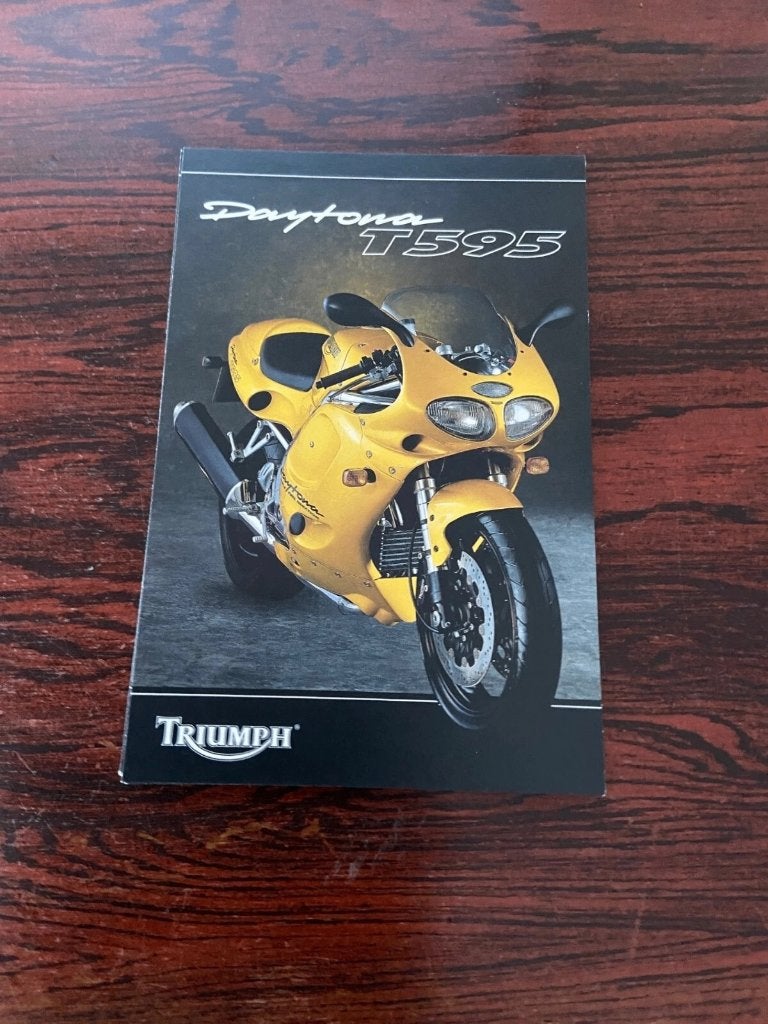 Triumph Daytona T595 new model post card motorcycle, Ophalen of Verzenden, Nieuw, Motoren