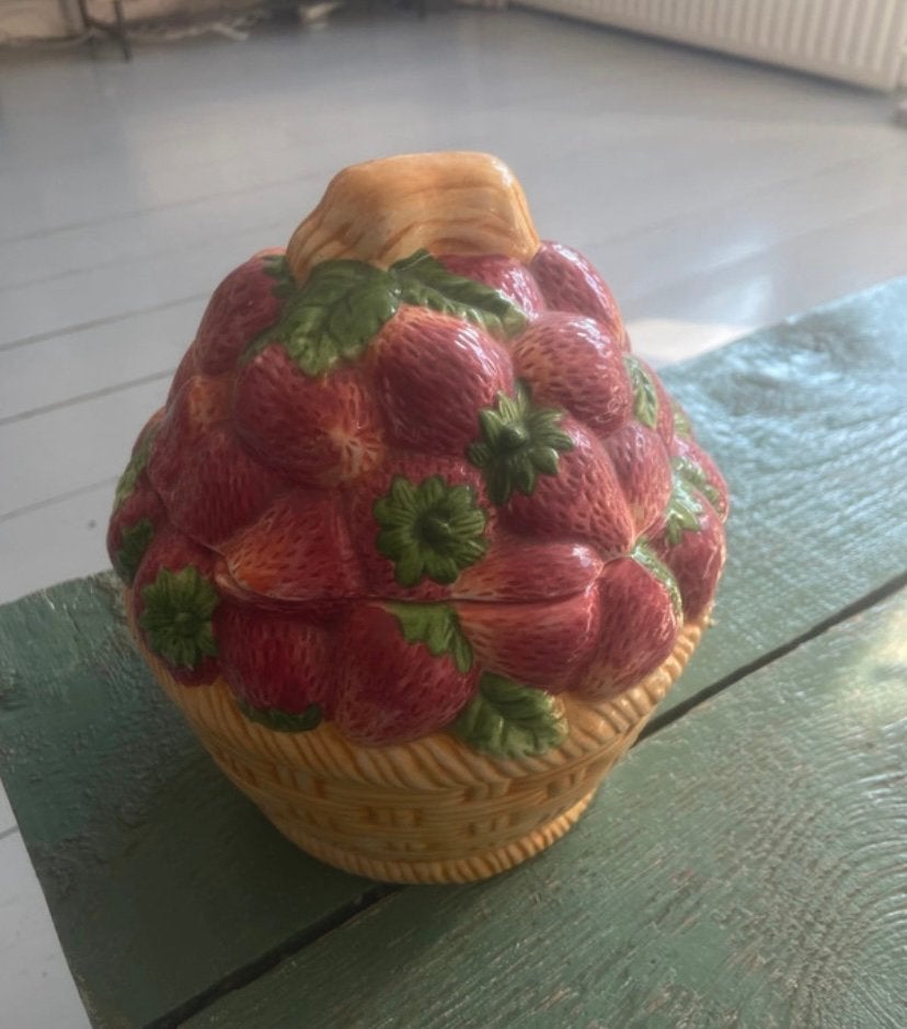 Aardbeien pot met deksel - Vintage decoratie, Antiek en Kunst, Antiek | Keramiek en Aardewerk, Ophalen of Verzenden
