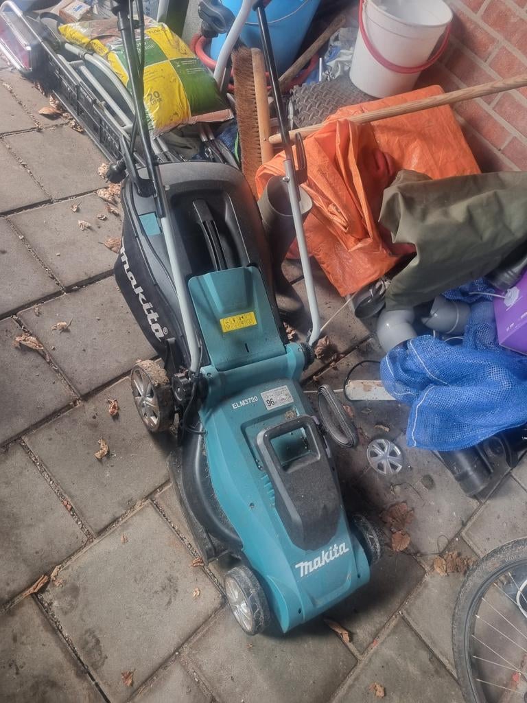 Makita ELM3720 Elektrische Grasmaaier - Zo goed als nieuw, Cirkelmaaier, Elektrische grasmaaier, Ophalen of Verzenden, Zo goed als nieuw