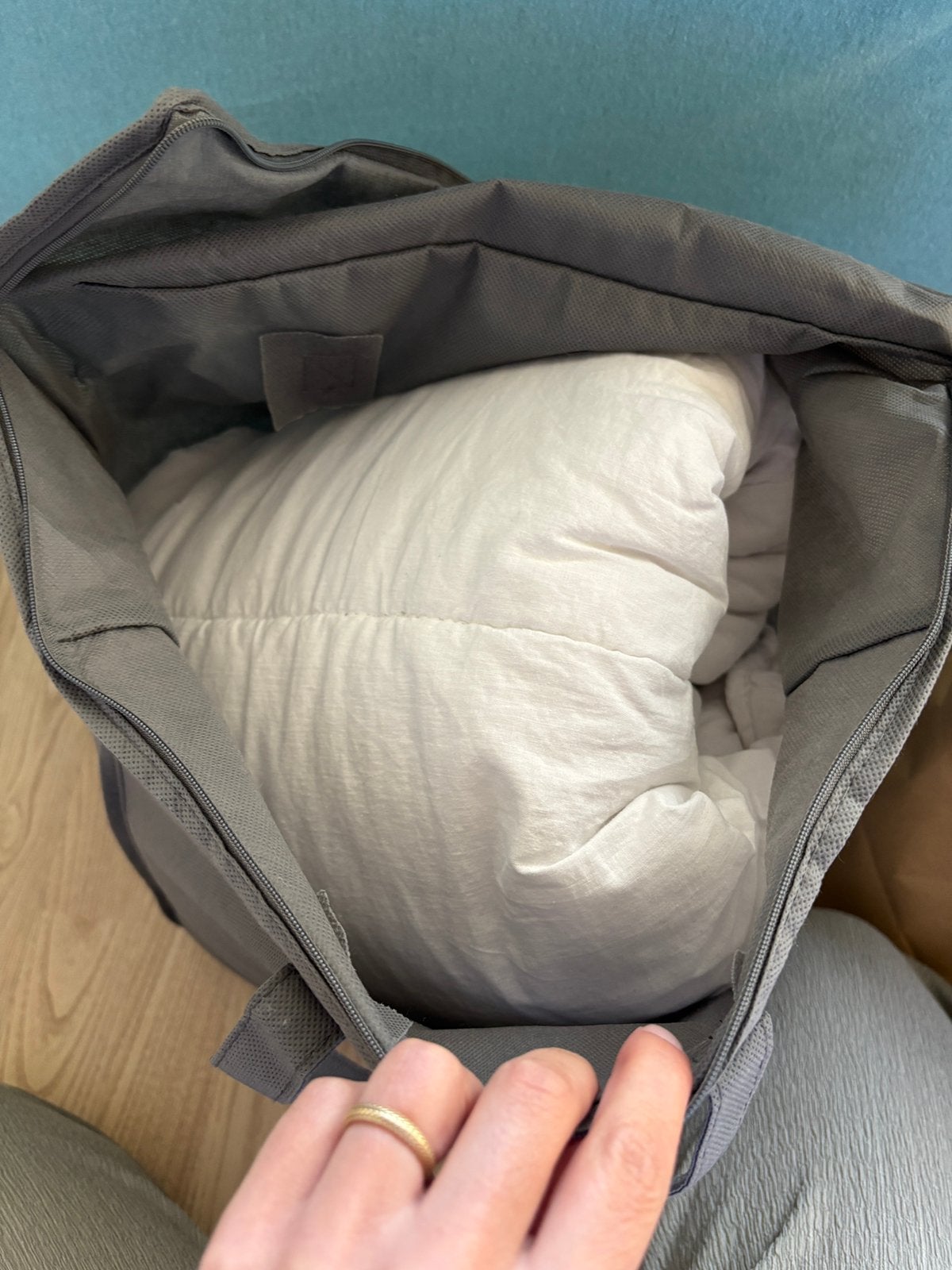 Peuter dekbed hema 4 seizoenen, Gebruikt, Jongetje of Meisje, Wit, Ophalen of Verzenden