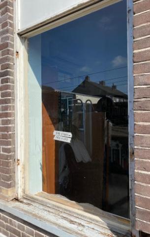 Enkel glas GRATIS !!!, Ophalen of Verzenden, Gebruikt, Minder dan 80 cm, Gevelraam of Ruit