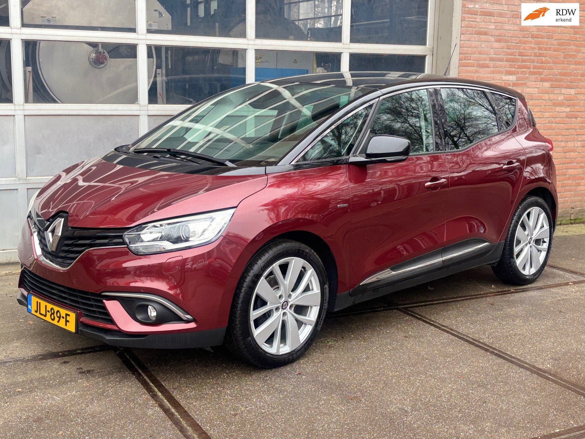 Renault Scénic 1.3 TCe LimitedAUTOMAAT,NAVI,CLIMAT,CAMERA, Auto's, Dealer onderhouden, Stof, Zwart, Origineel Nederlands