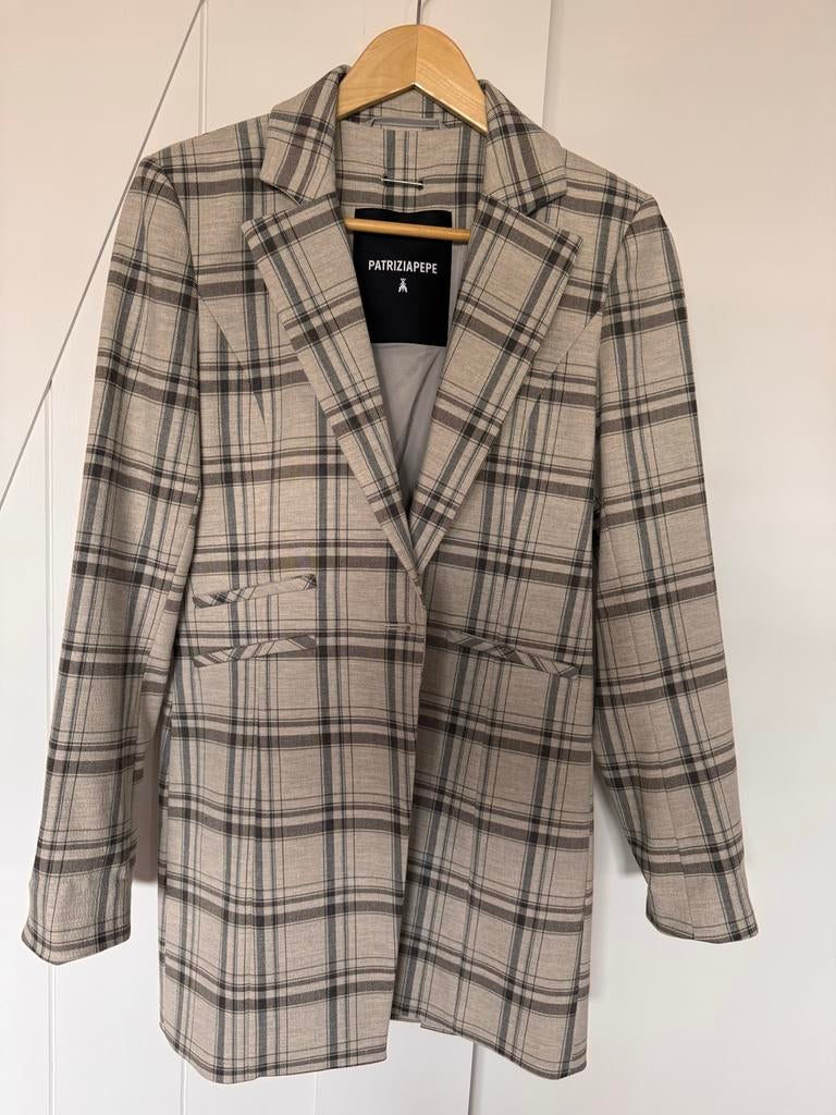 Patrizia Pepe geruite blazer - nieuw mt 36, Maat 38/40 (M), Beige, Ophalen of Verzenden, Zo goed als nieuw