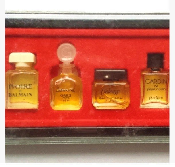 Vintage 1960s Parfums de Paris mini bottle 1.8-2.0 ml, Verzamelen, Parfumverzamelingen, Ophalen of Verzenden, Miniatuur