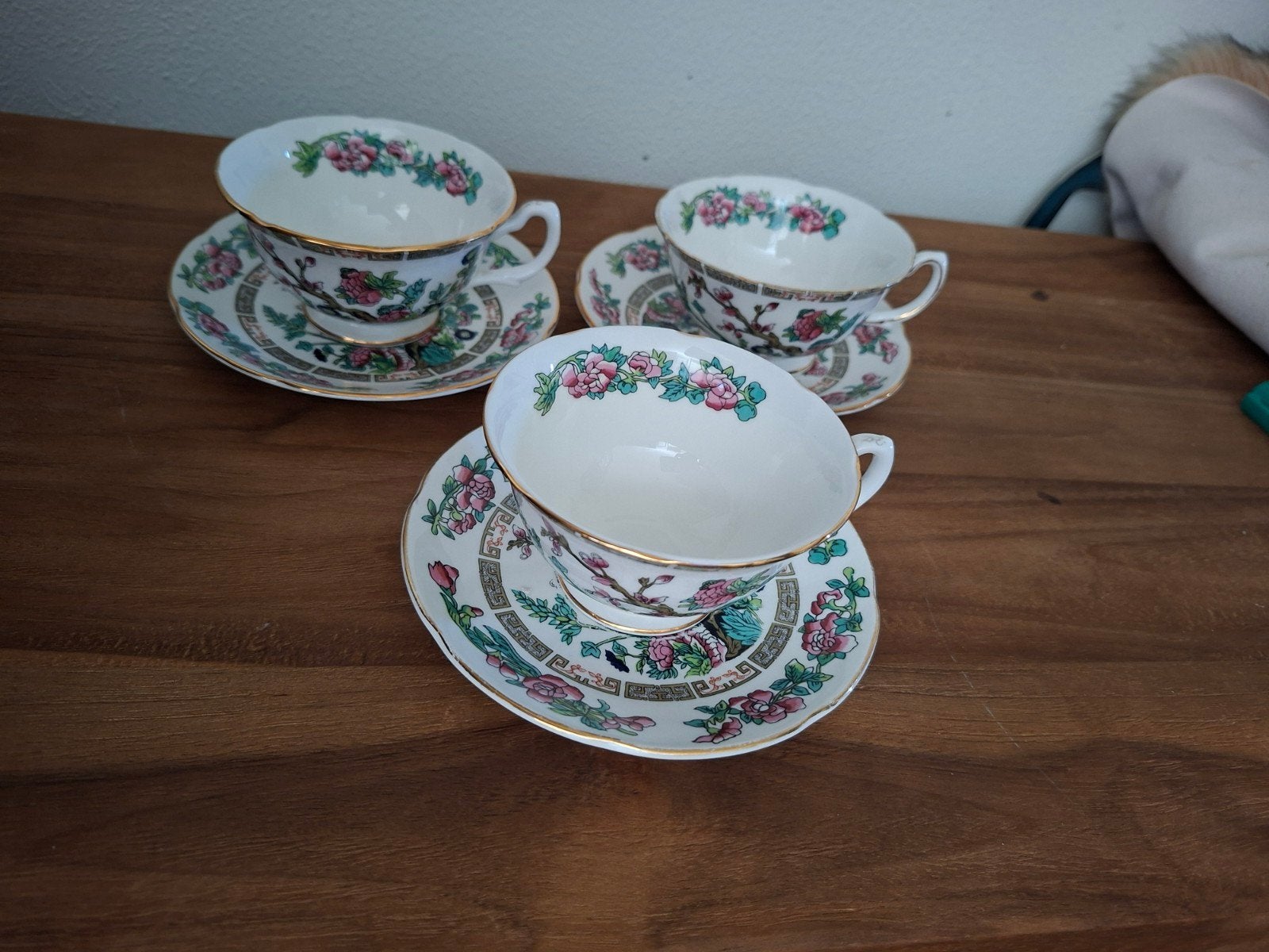 Set van 3 Vintage Porseleinen Kopjes en Schotels, Ophalen of Verzenden