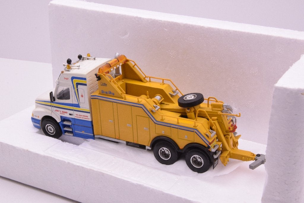 Volvo NH Wrecker  '' Joh van ht Zand ''  TemaToys, Ophalen of Verzenden, Zo goed als nieuw, Bus of Vrachtwagen, Lion Toys