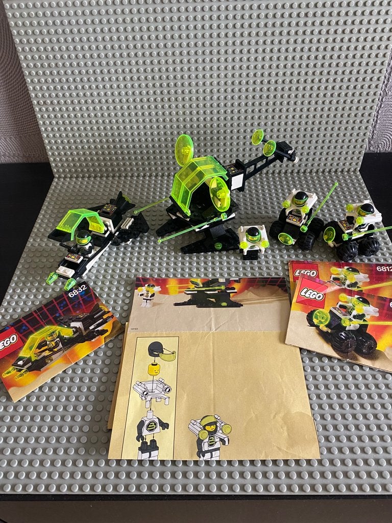 Lego partij Space Blacktron II 6878 6832 en 6812 (2x) 1991, Gebruikt, Inclusief instructies, Lego, Ophalen of Verzenden