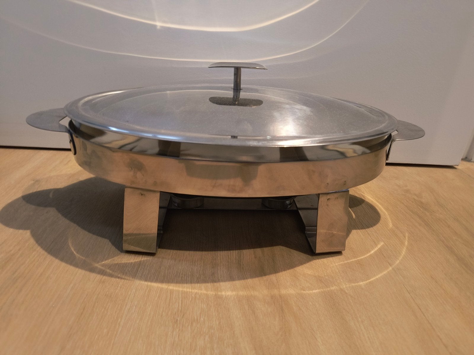 Chafing dish / Warmhoudschaal met glazen binnenpan, Overige typen, Zilver, Ophalen of Verzenden, Zo goed als nieuw