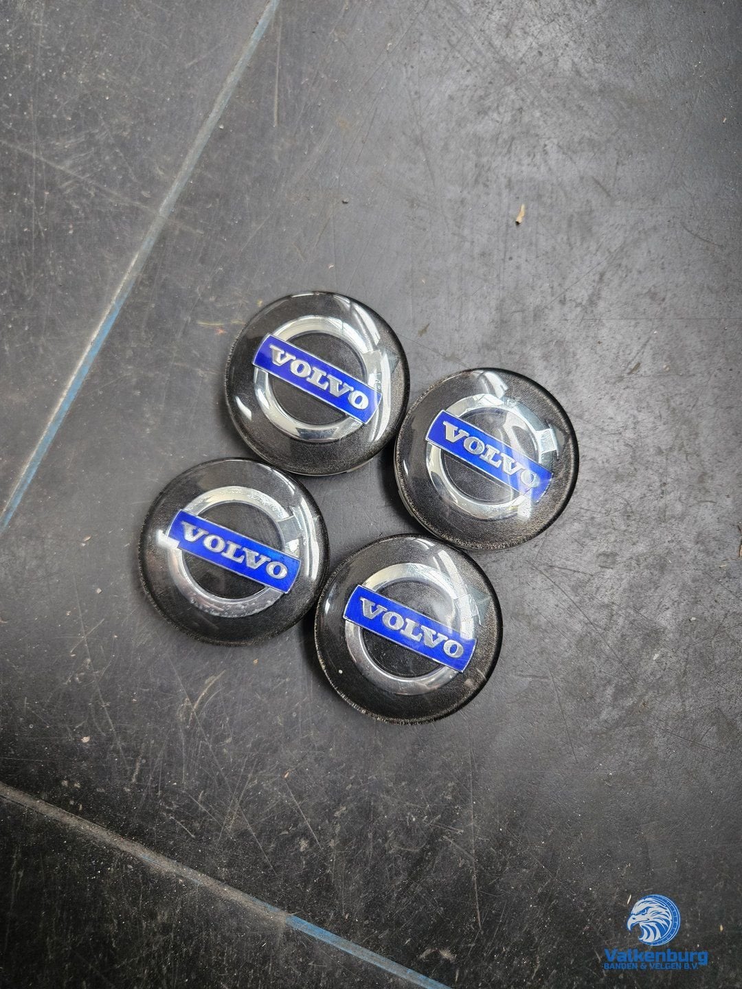 ORIGINELE Volvo naafkap naafdop zwart blauw chroom, Auto diversen, Gebruikt, -, Verzenden, -