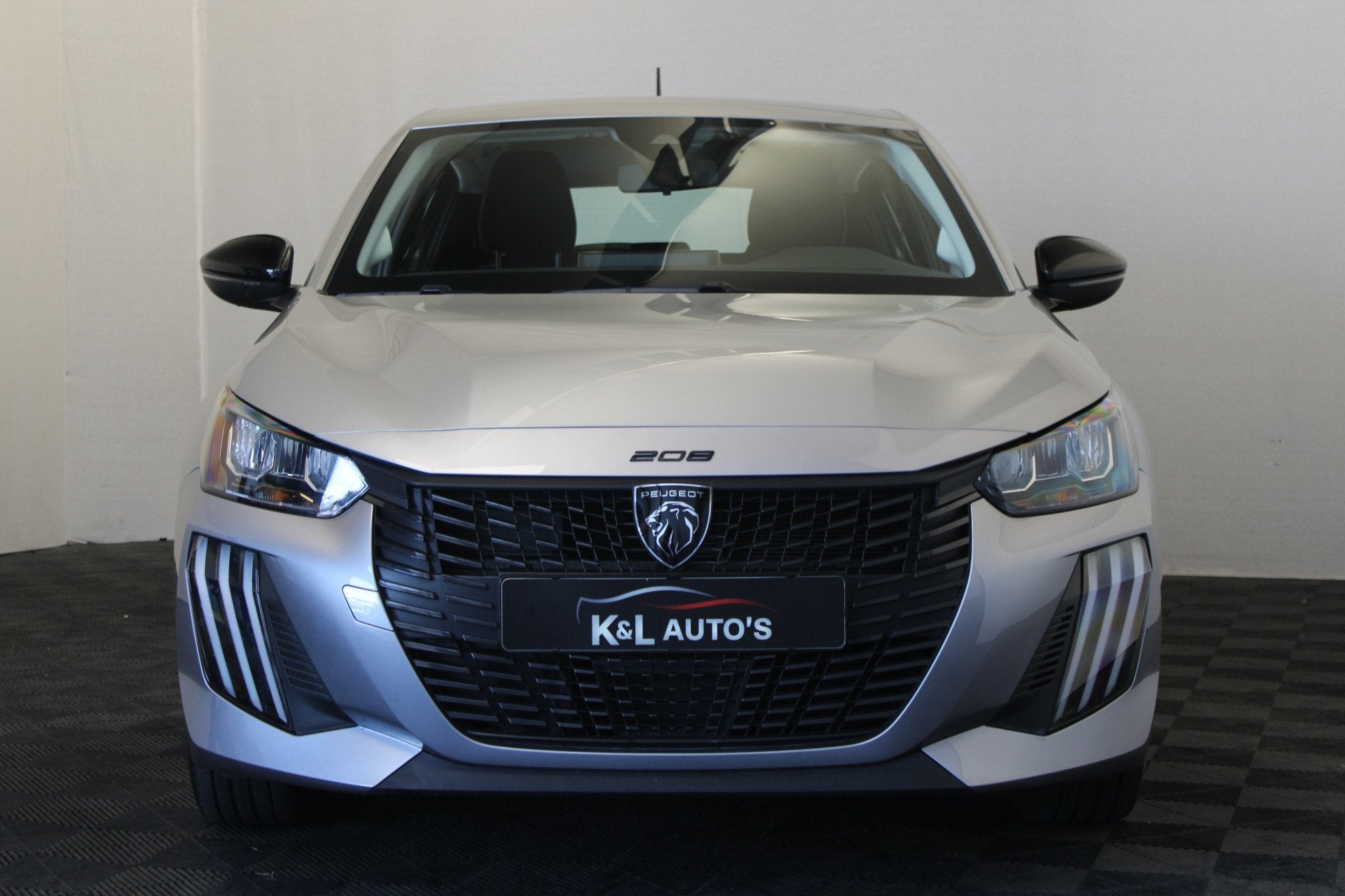 Peugeot 208 1.2 PureTech 75 Active (bj 2024), Auto's, Voorwielaandrijving, Stof, Gebruikt, Zwart