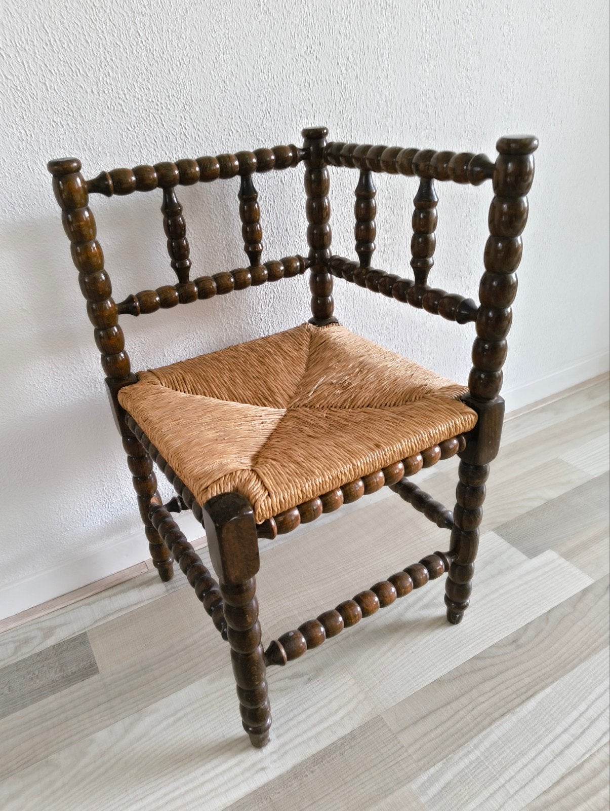 Bobbin hoekstoel, Antiek en Kunst, Antiek | Meubels | Stoelen en Banken, Ophalen