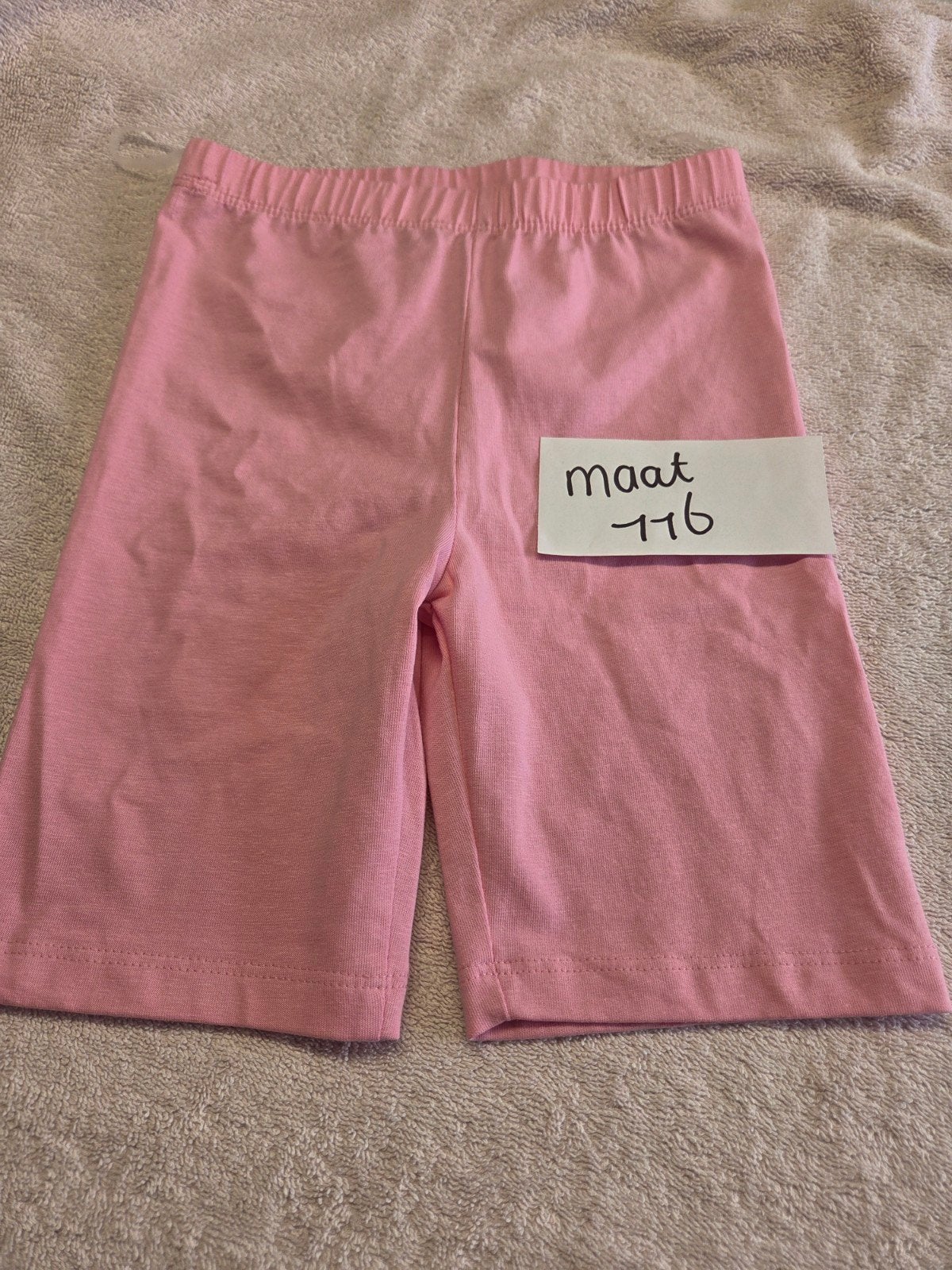 Roze korte broek maat 116, Broek, Gebruikt, Meisje, Ophalen of Verzenden