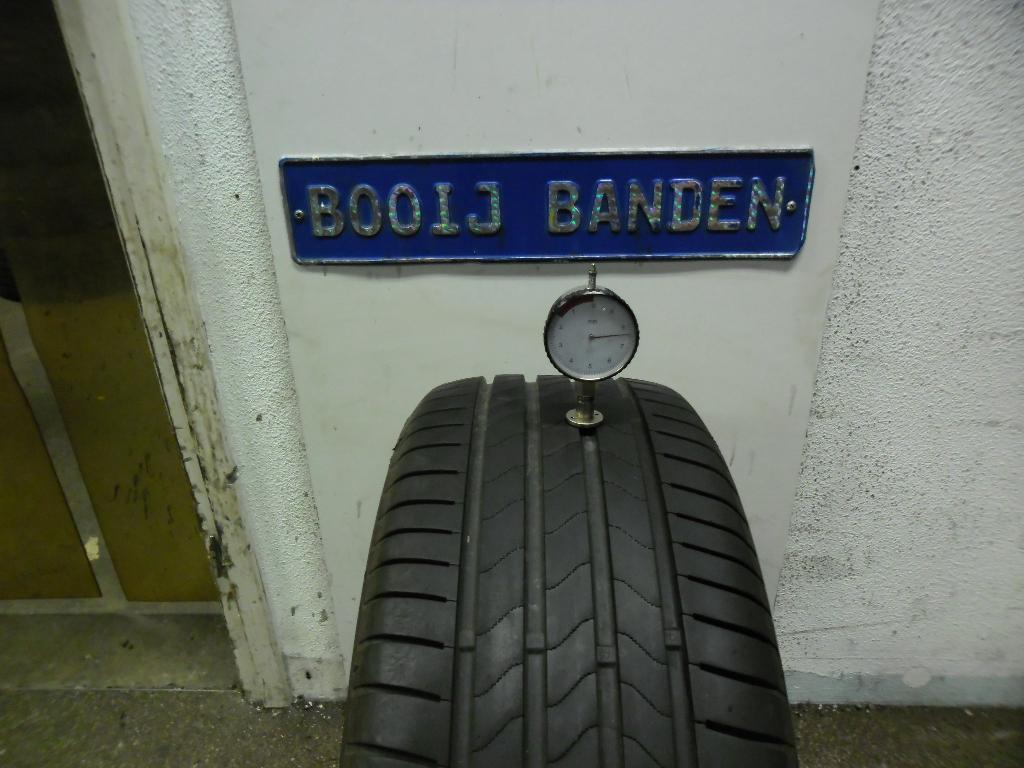 225 55 18 demobanden bridgestone turanza 6 met 7,6 mm prof.