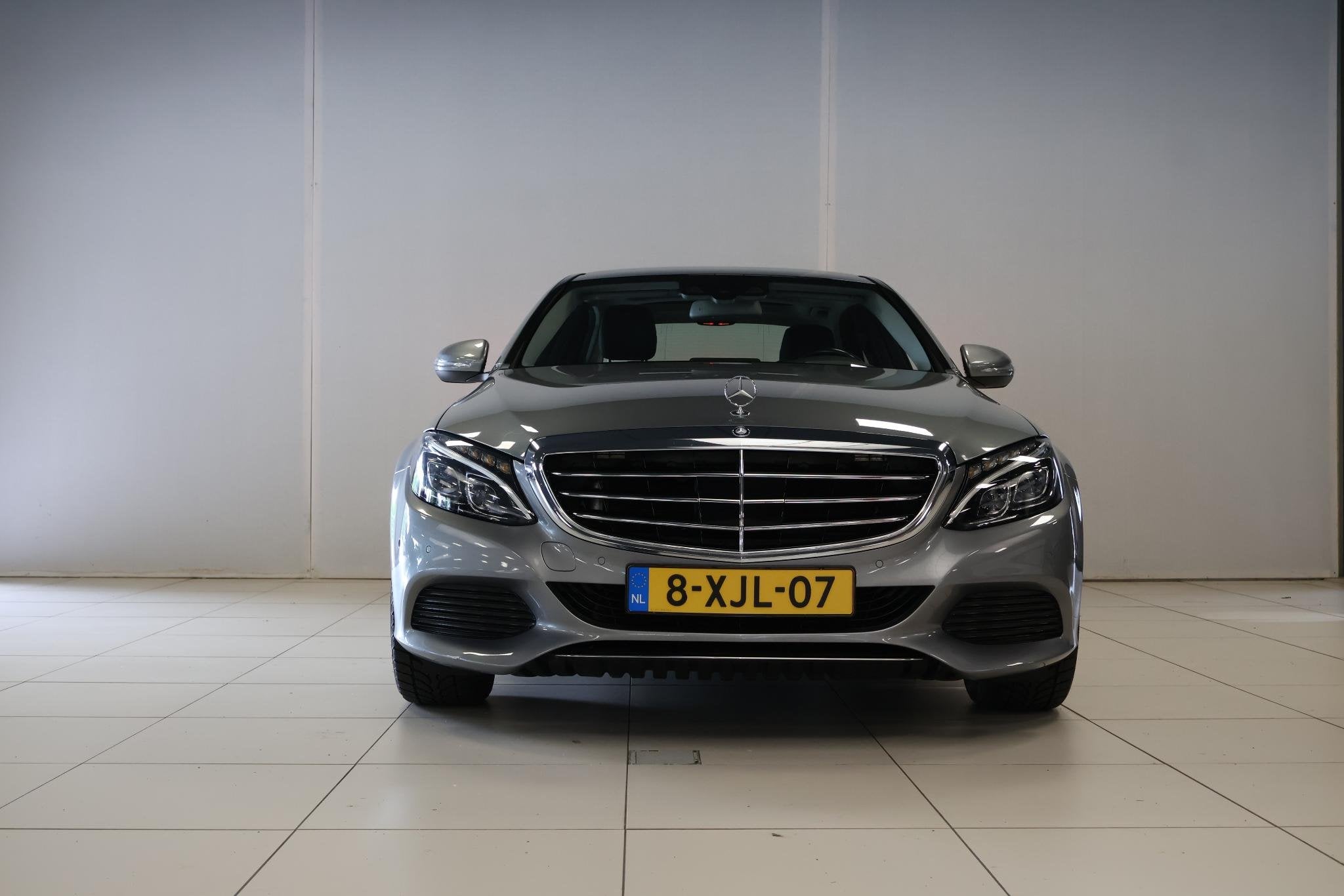 Mercedes-Benz C-klasse 180 Navi | Clima | Cruise | LED | Pan, Automaat, Met garantie (alle), Bedrijf, Sedan