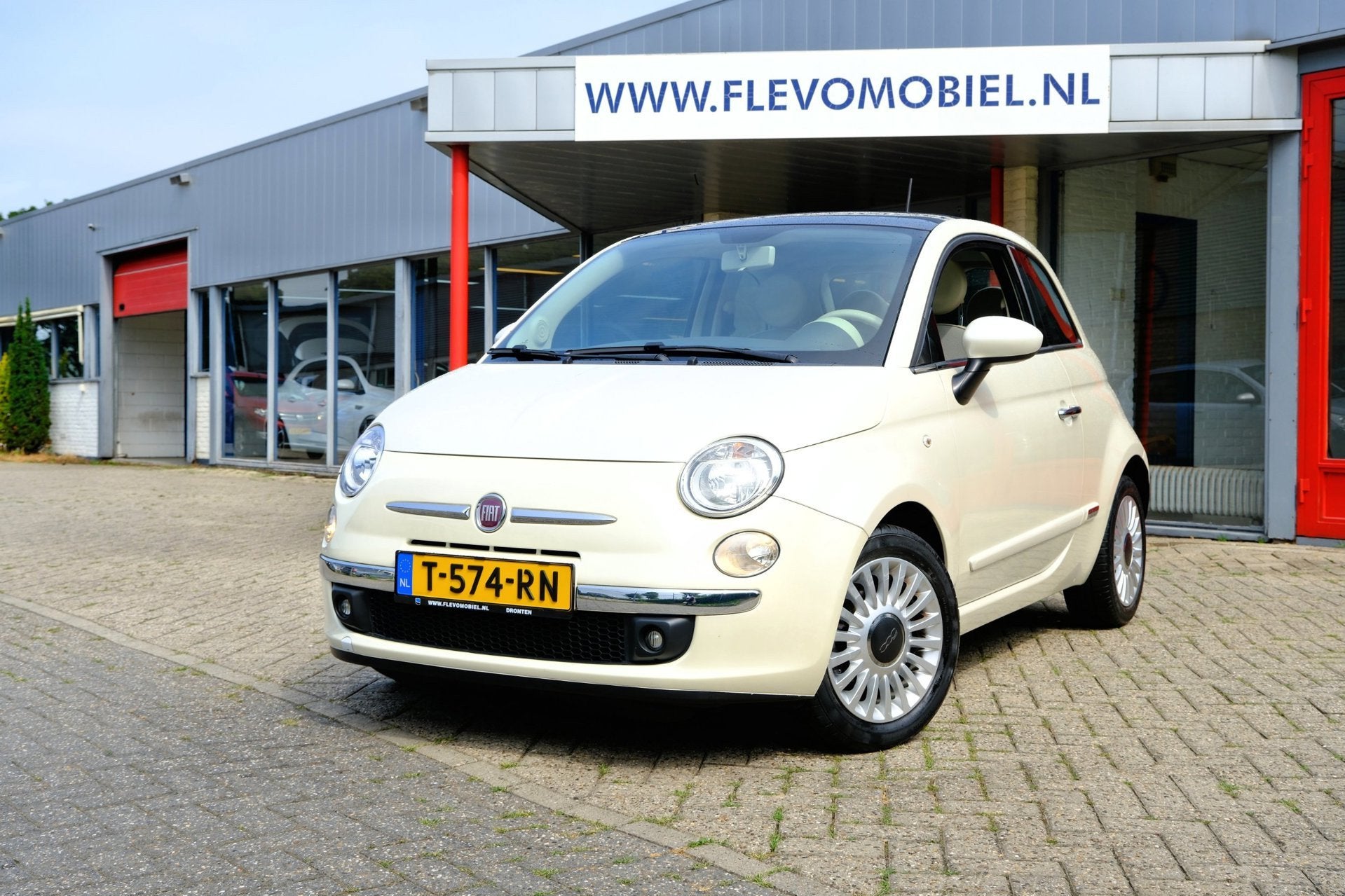 Fiat 500 1.2 BiColore Aut. Pano|Airco|LMV, Auto's, Fiat, Stof, Gebruikt, 4 cilinders, Wit