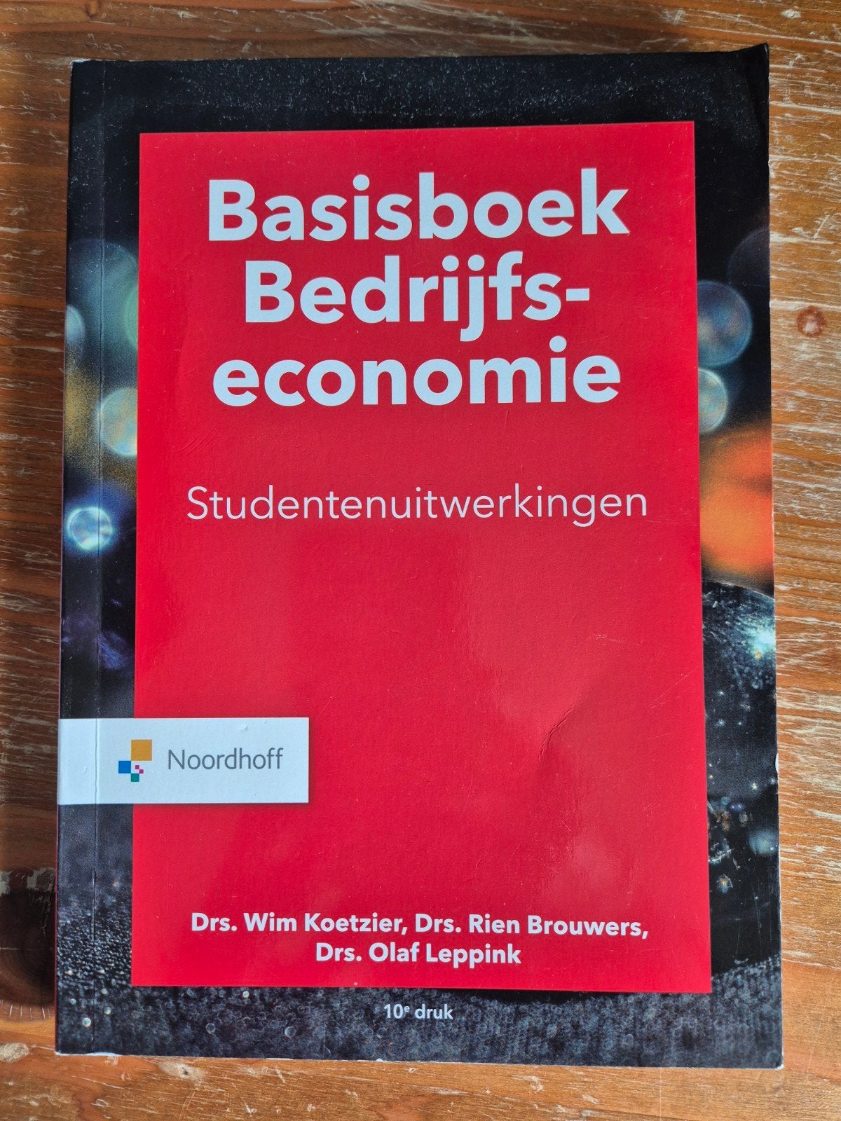 Basisboek Bedrijfseconomie Studentenuitwerkingen 10e druk, Gelezen, Drs. Wim Koetzier, Drs. Rien Brouwers, Drs. Olaf Leppink, Gamma