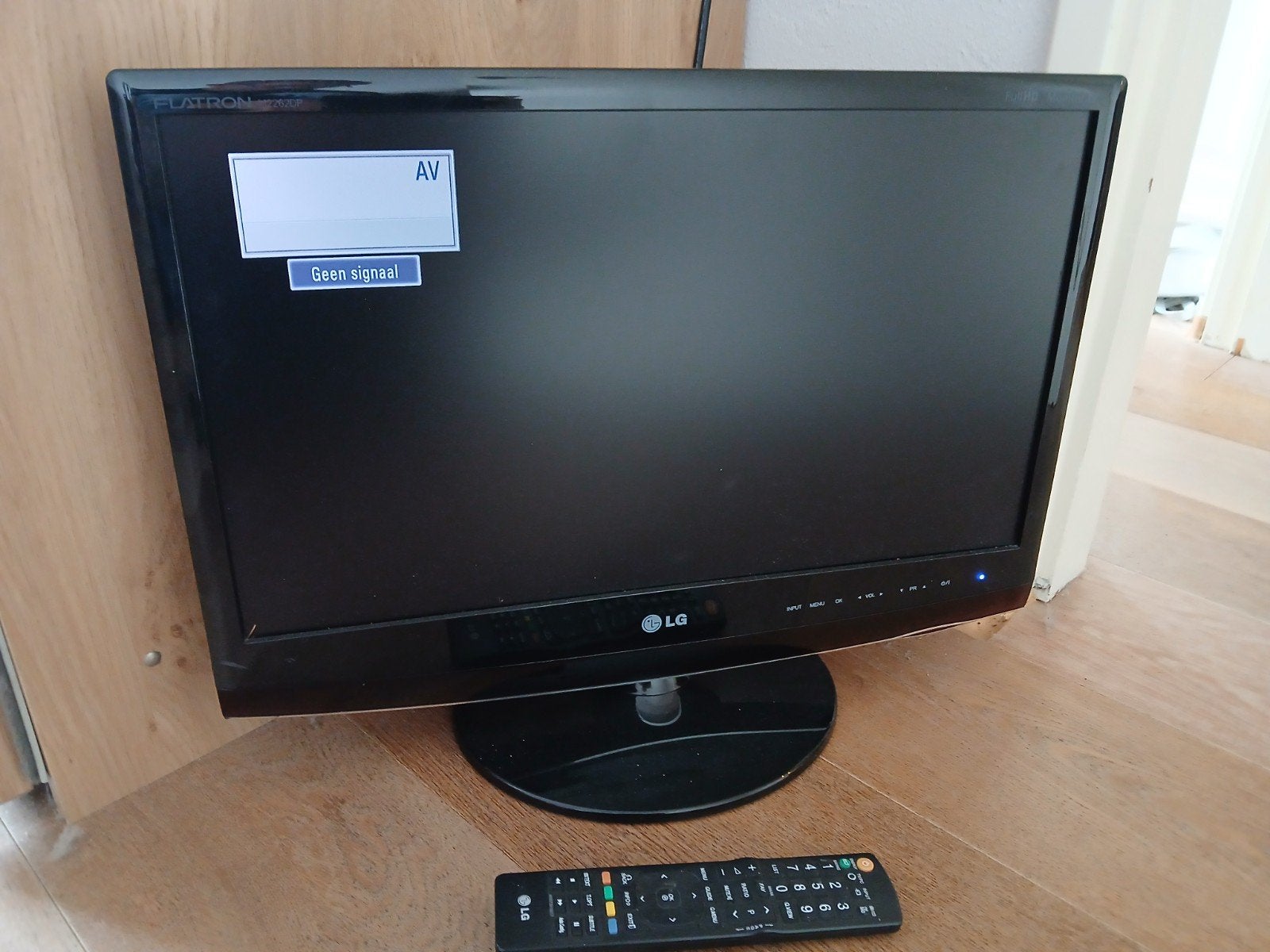 LG Flatron M2262DPM LCD TV - 22 inch met afstandsbediening, Audio, Tv en Foto, Televisies, Ophalen, Gebruikt, 50 Hz, 40 tot 60 cm
