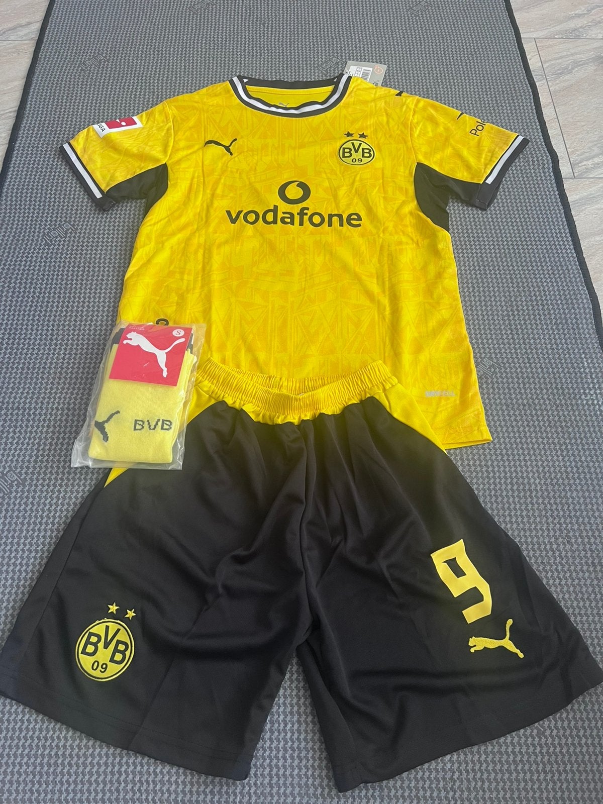 Borussia Dortmund Volledige Set Guirassy 26/27 Maat 147-152, Maat XS of kleiner, Verzenden, Nieuw, Set