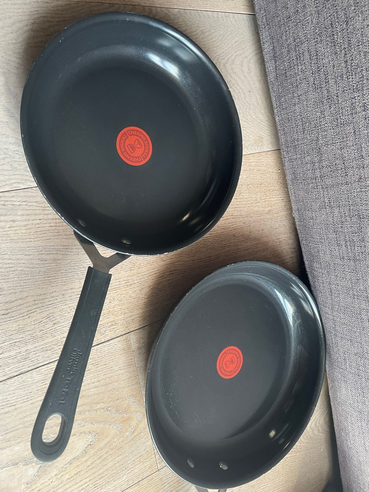 2 Jamie Oliver Tefal keramische koekenpannen (26cm & 30cm), Huis en Inrichting, Aluminium, Ophalen of Verzenden, Zo goed als nieuw