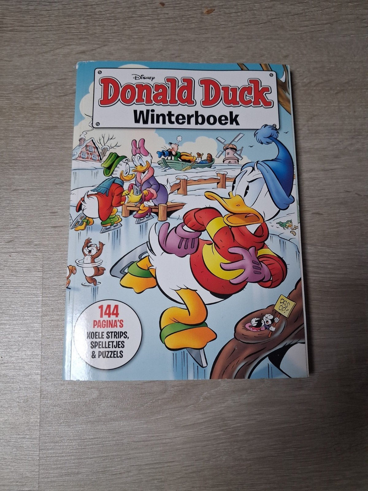 DONALD DUCK WINTERBOEK 2023, Ophalen of Verzenden, Zo goed als nieuw
