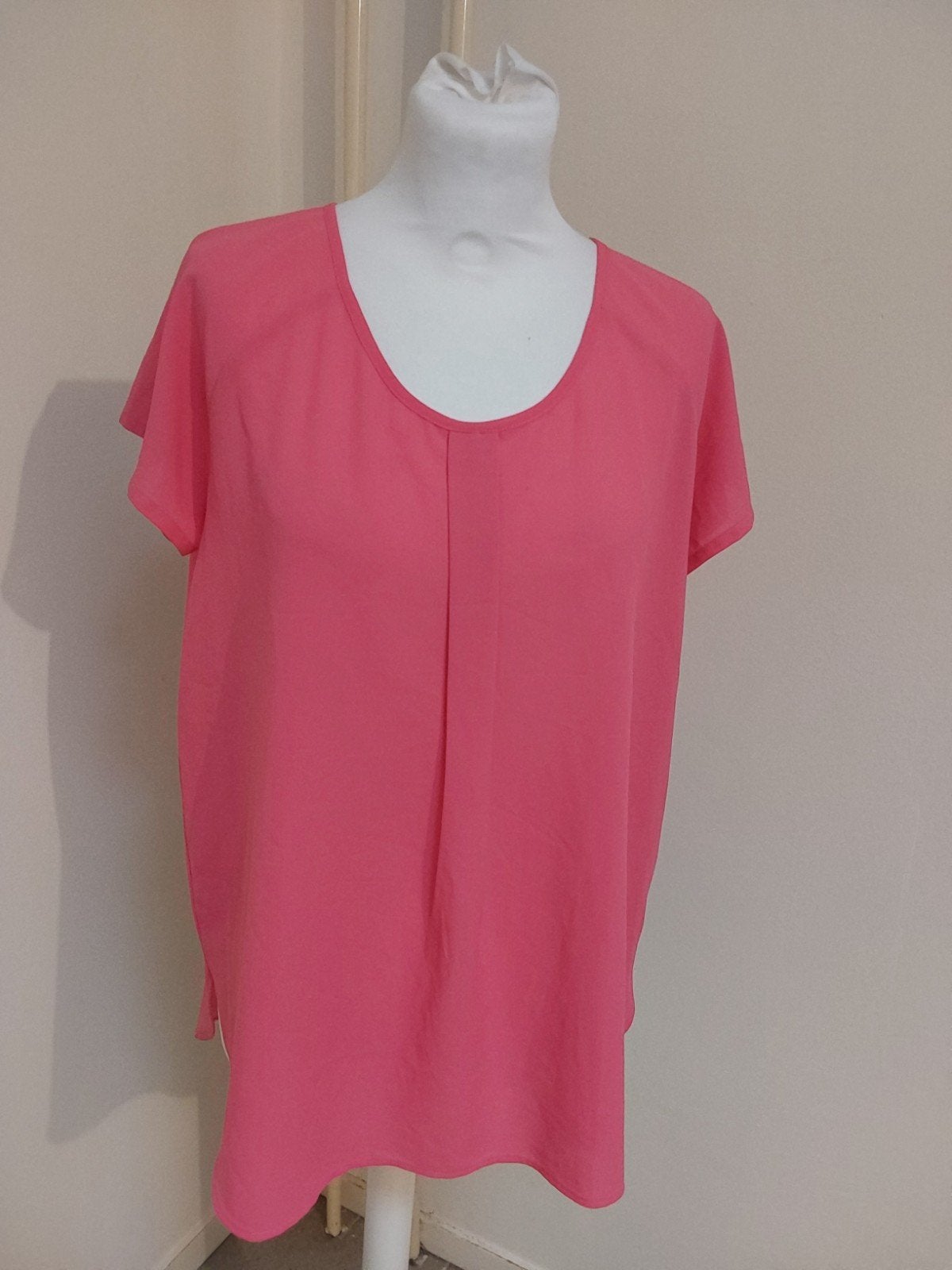 Prachtige roze top van het dure mer Silvian Heach maat L, mo, Kleding | Dames, Tops, Verzenden, Zo goed als nieuw, Korte mouw
