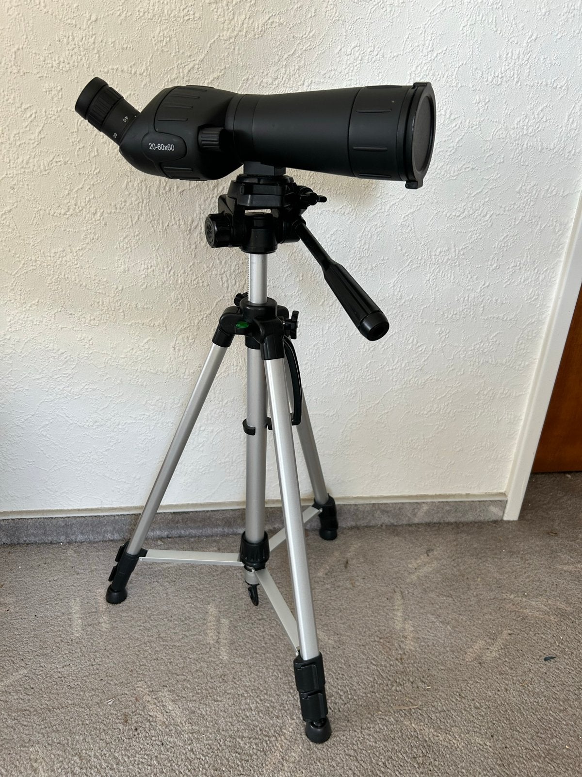 Spotting scope 20-60x60 met statief, Lenzentelescoop (refractor), 80 tot 200 mm, Met statief, Ophalen of Verzenden