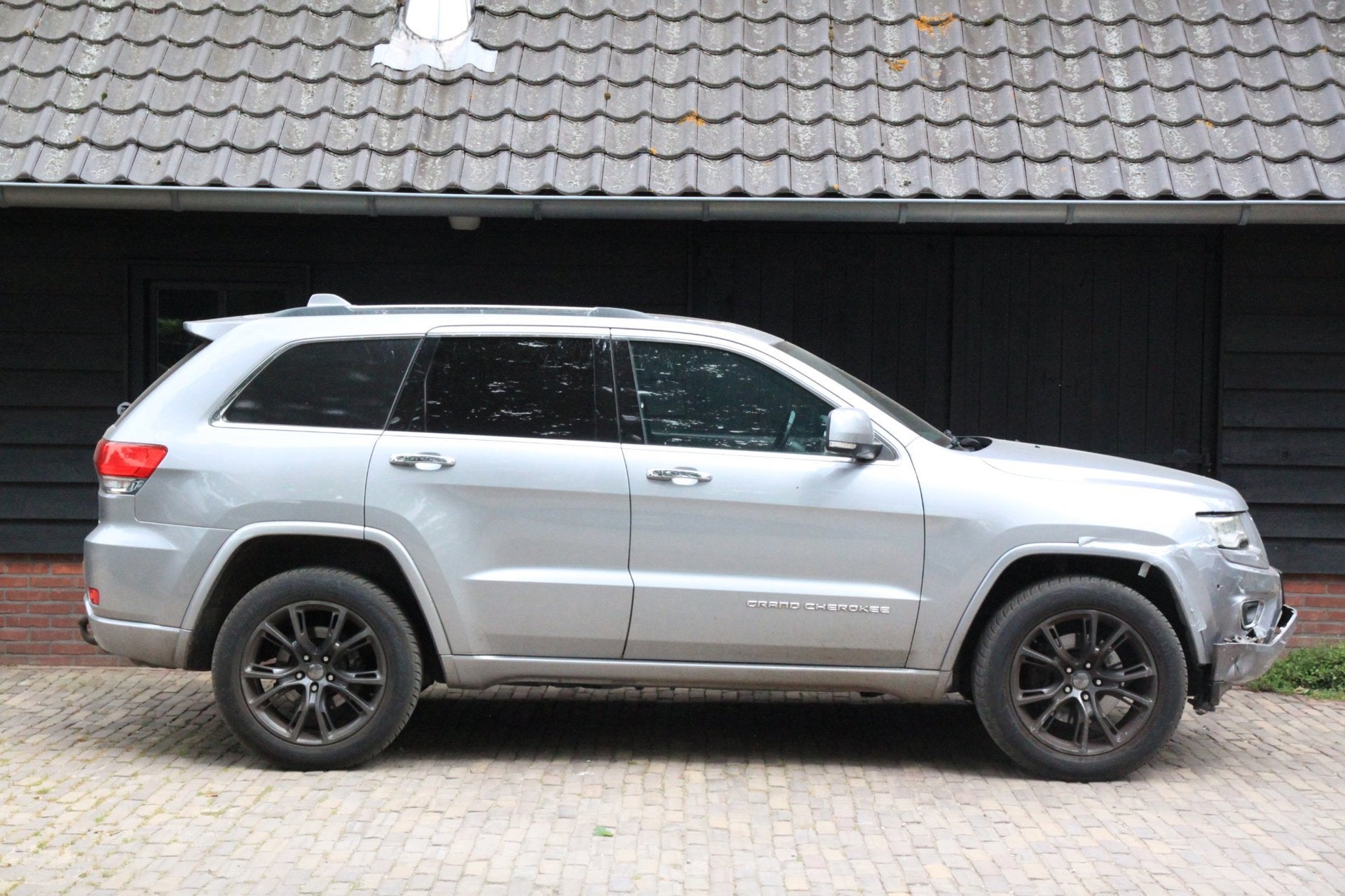 Jeep Grand Cherokee 3.0 CRD Overland Elek-Dak/Camera/Leer/Na, Auto's, Bestelauto's, Jeep, Gebruikt, 2987 cc, Bedrijf