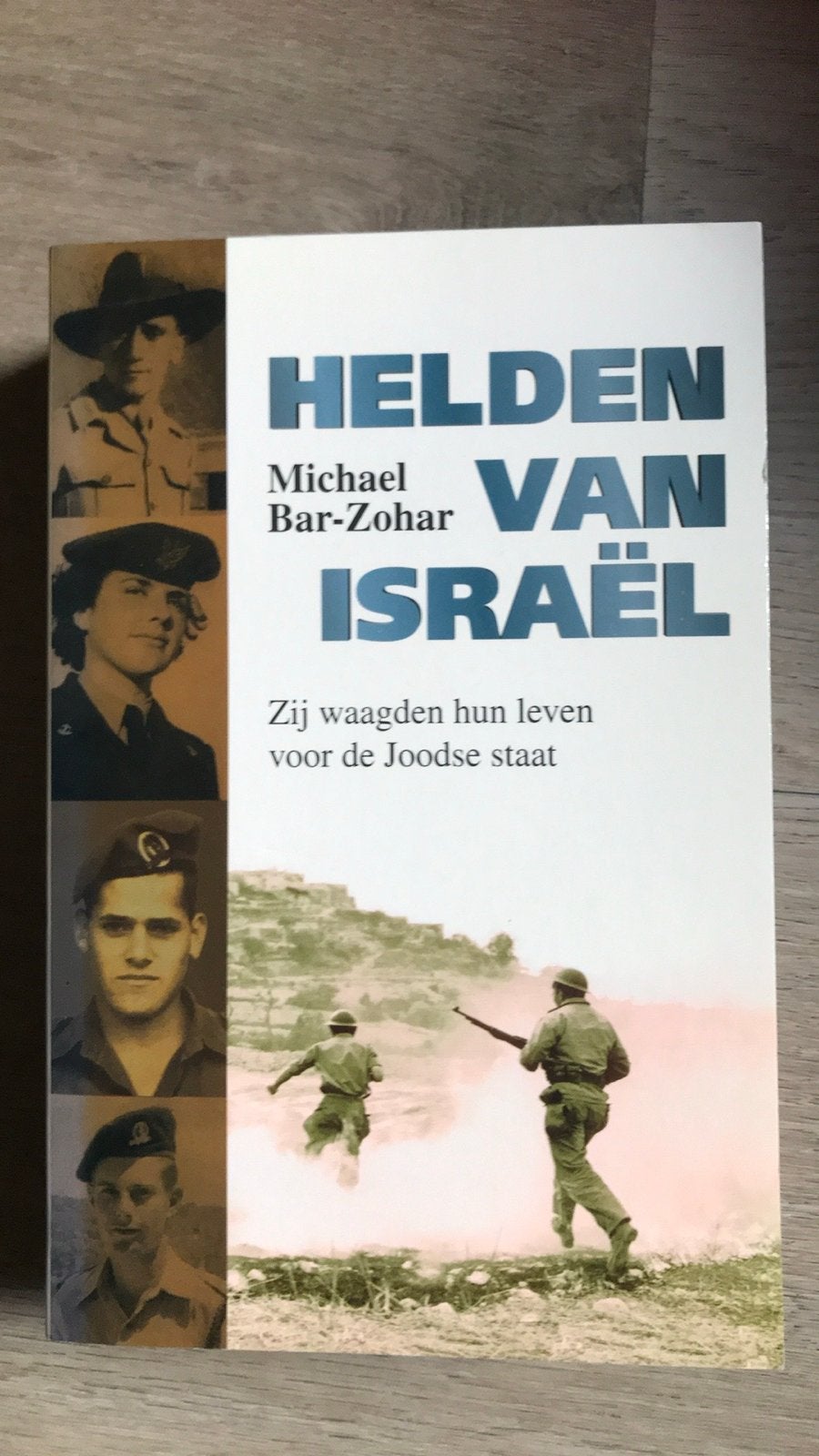 Helden van Israël - Michael Bar-Zohar, Boeken, Ophalen of Verzenden, 1945 tot heden, Gelezen, Overige onderwerpen