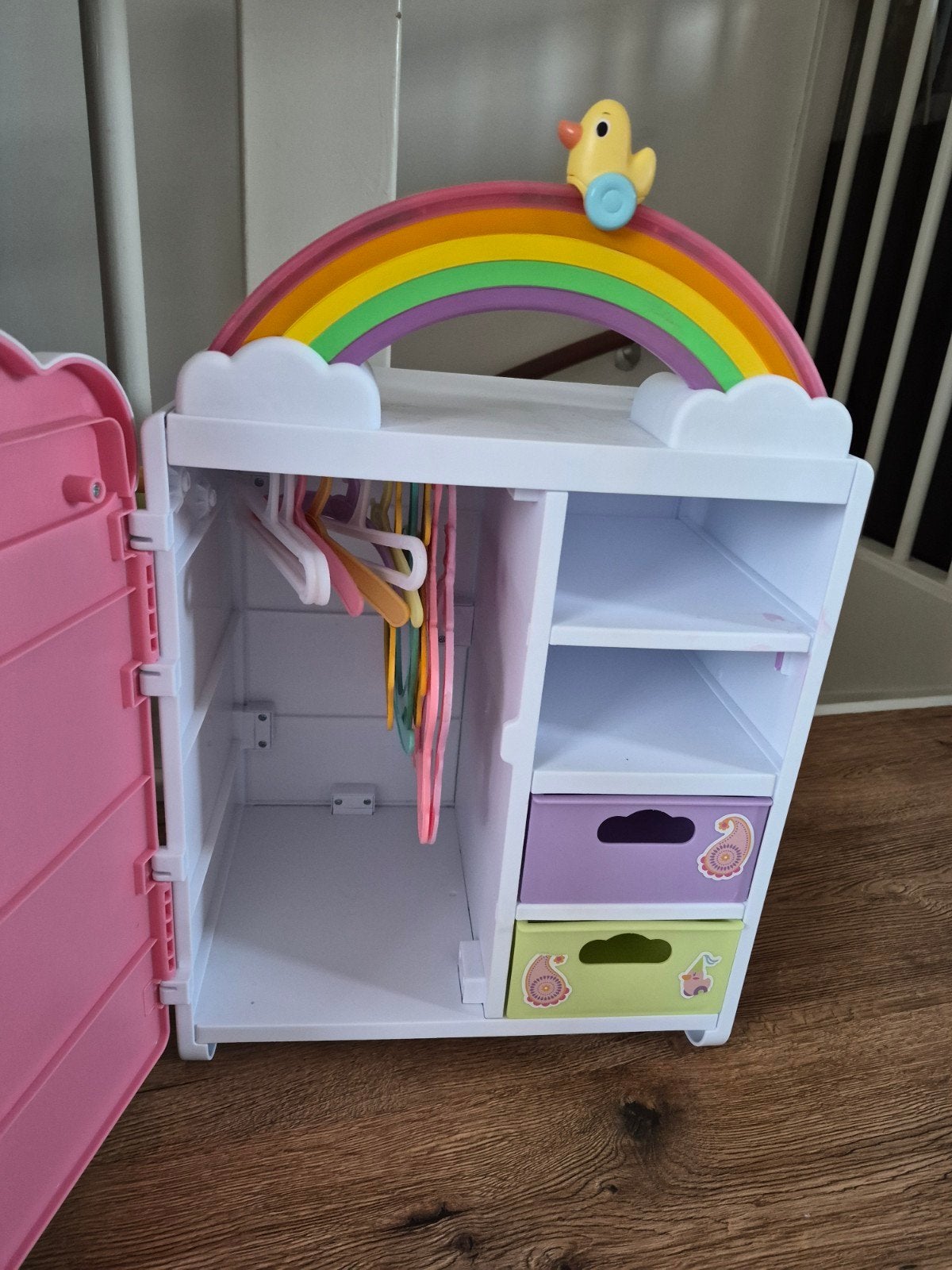 Baby Born kledingkast met spiegel en regenboog, Ophalen, Gebruikt, Toebehoren