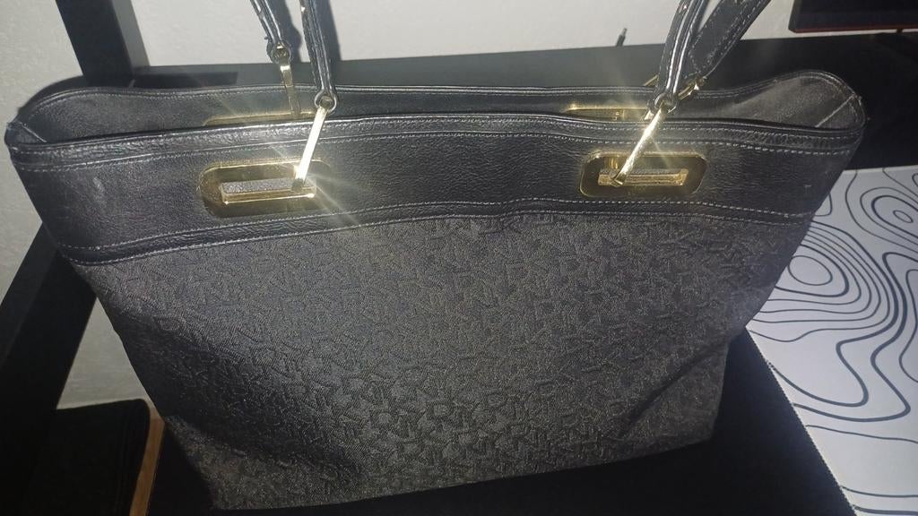 Dkny dames tassen, Ophalen of Verzenden, Zo goed als nieuw, Zwart, Schoudertasje