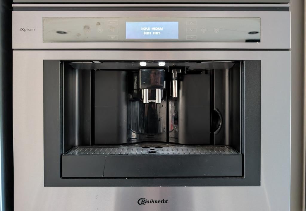 Bauknecht iXelium Inbouw Koffiemachine - Zo goed als nieuw, Witgoed en Apparatuur, Koffiezetapparaten, Ophalen