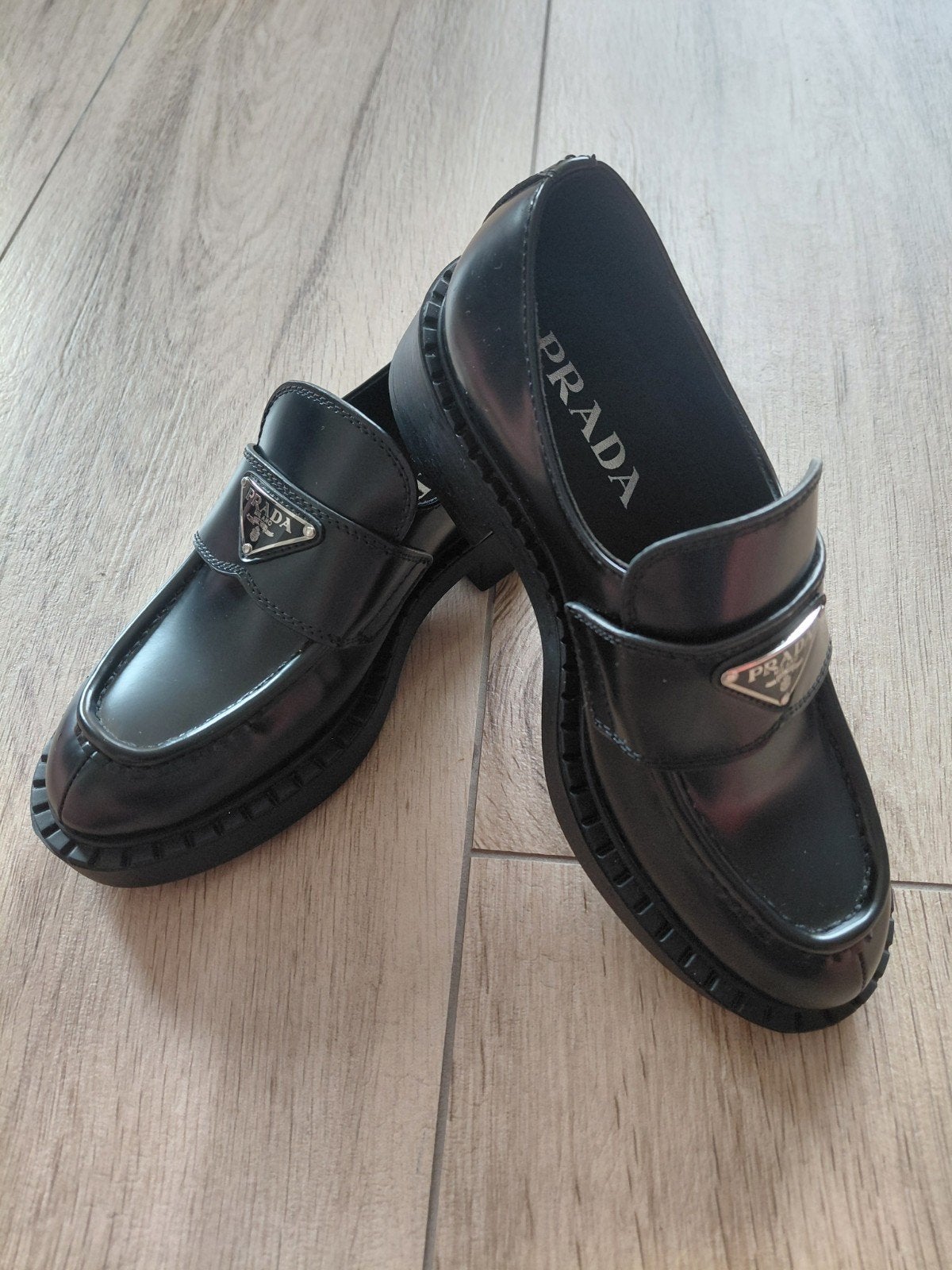 Prada nieuwe instappers maat 37, Kleding | Dames, Schoenen, Prada, Nieuw, Ophalen of Verzenden, Instappers