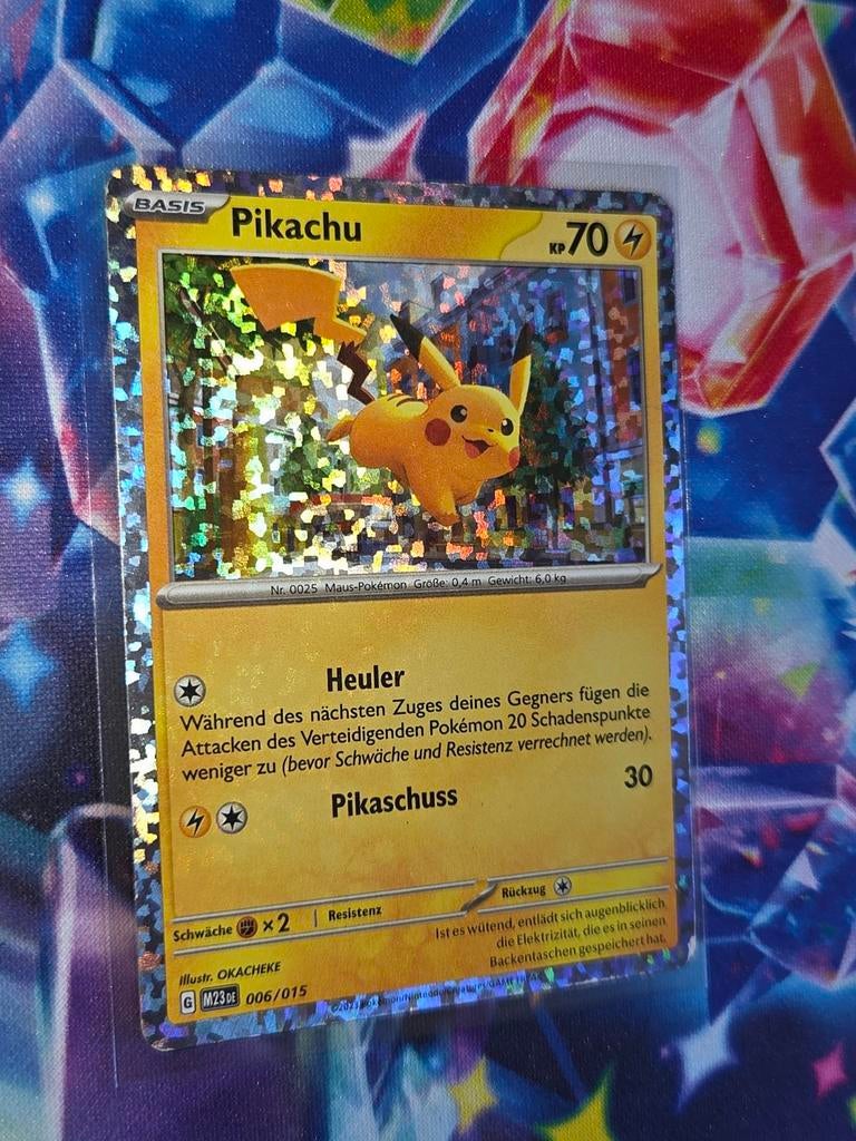 Pikachu 006/015 Holo, Ophalen of Verzenden, Zo goed als nieuw