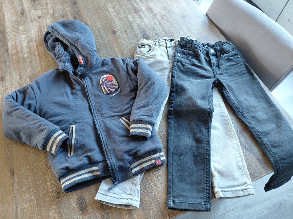 Z8 borgvest 116-122 + 2x spijkerbroek 116, Gebruikt, Ophalen of Verzenden, Jongen, Z8