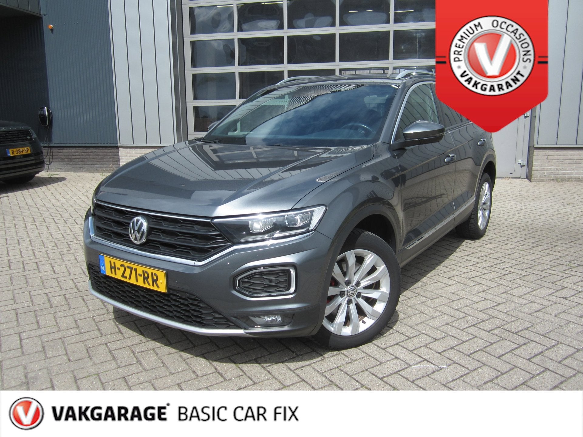 Volkswagen T-Roc 1.5 TSI Sport Trekhaak, Auto's, Stof, 150 pk, Origineel Nederlands, Bedrijf