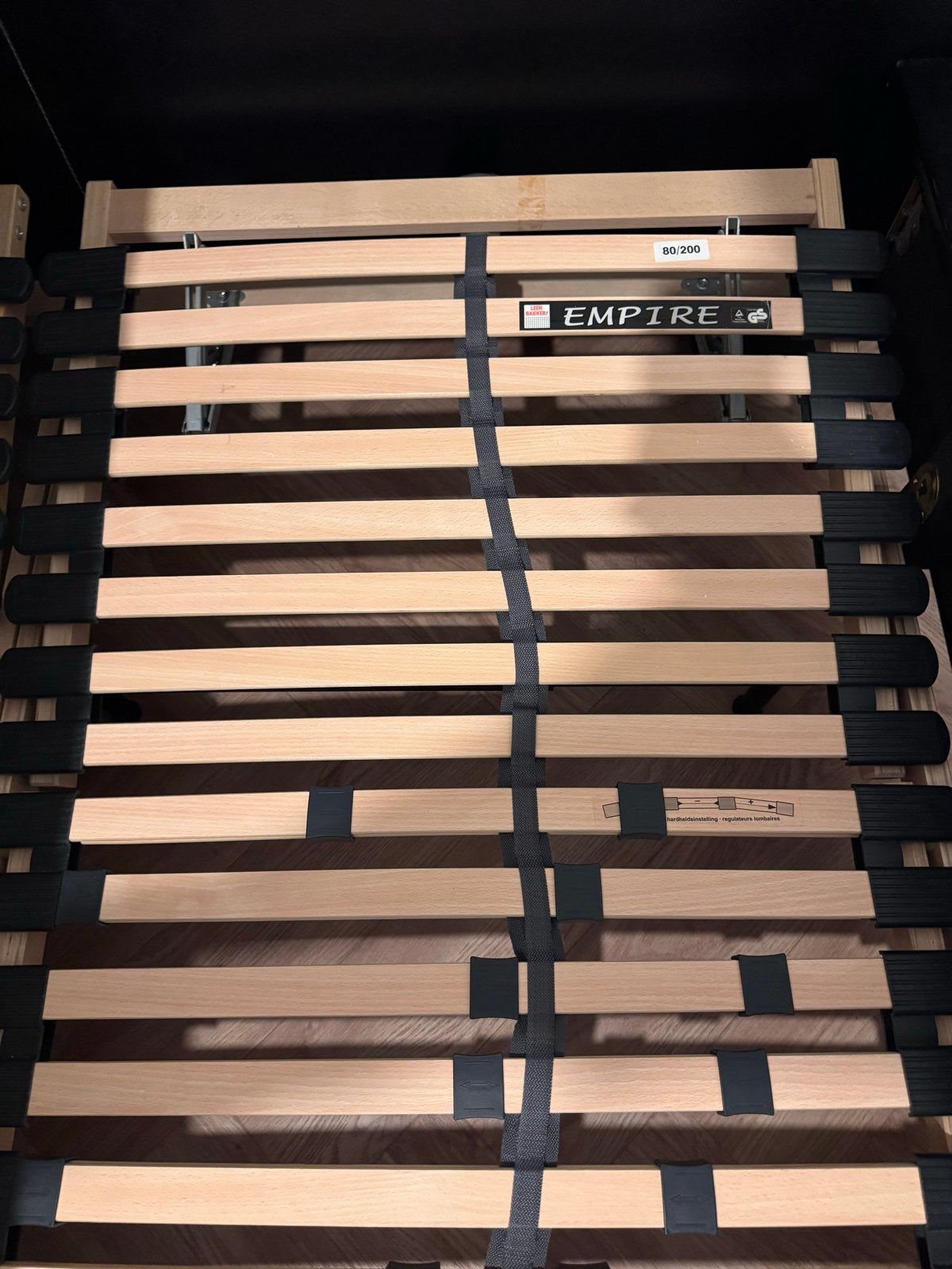 NIEUWE lattenbodem (160x200) + GRATIS bedframe (antraciet), Huis en Inrichting, Slaapkamer | Bedden, Overige materialen, Ophalen of Verzenden