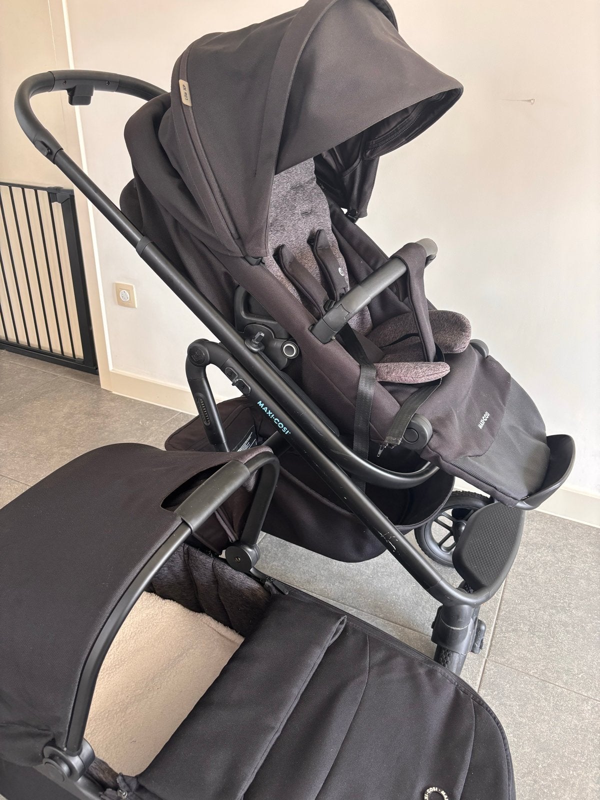 Maxi Cosi Lila XP Combiwagen met reiswieg en buggy, Ophalen, Zo goed als nieuw, Combiwagen, Met reiswieg