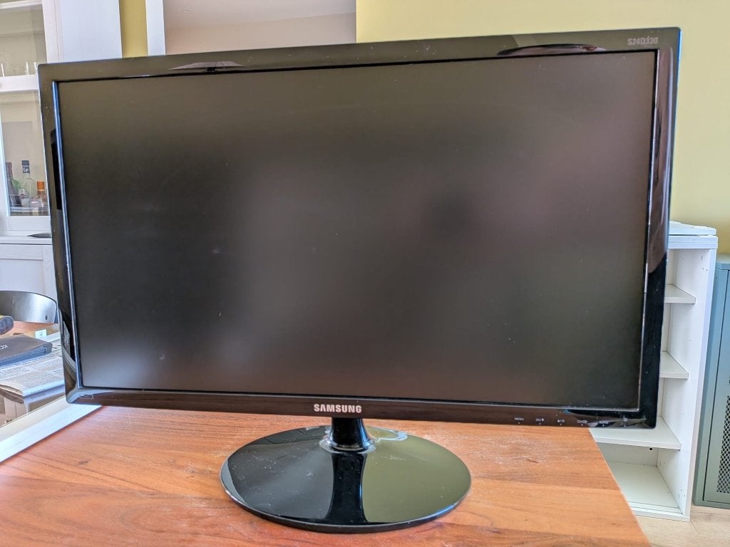 Samsung monitor - 24’’ (S24D330H), Computers en Software, Ophalen, HDMI, Full HD, Zo goed als nieuw