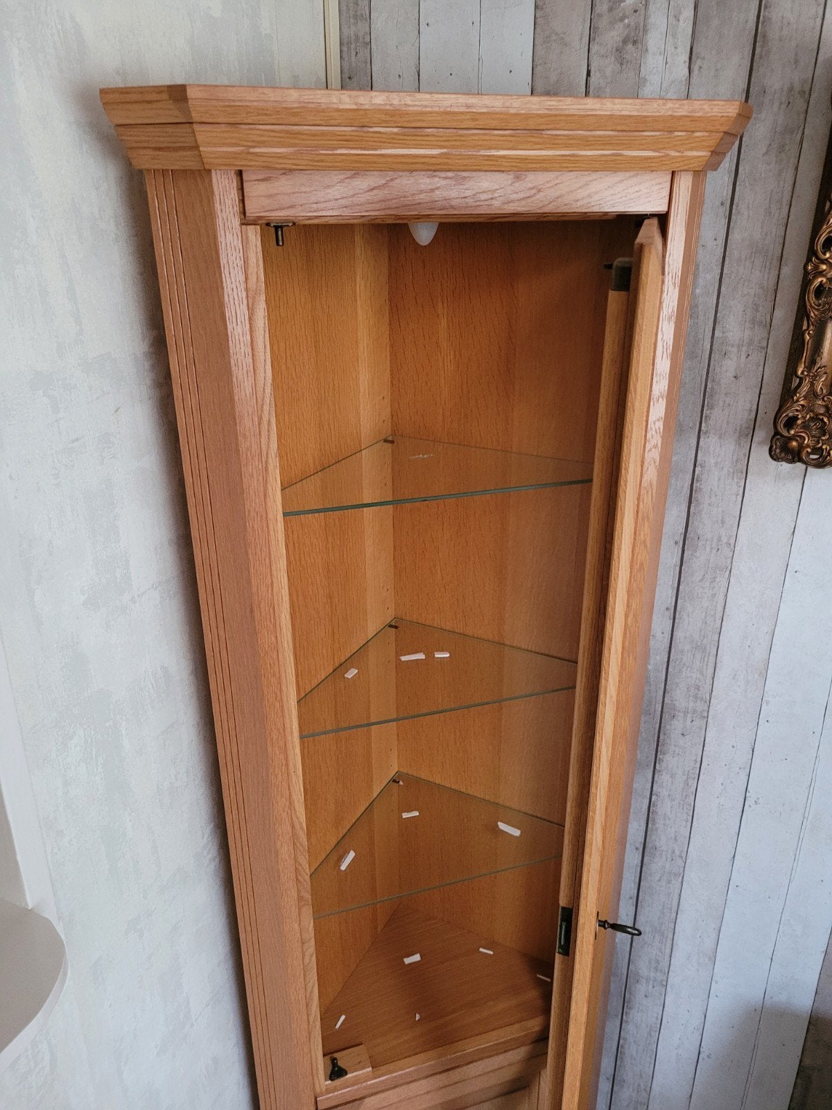 Eiken hoek vitrinekast, Ophalen, Gebruikt, Eikenhout, 50 tot 100 cm