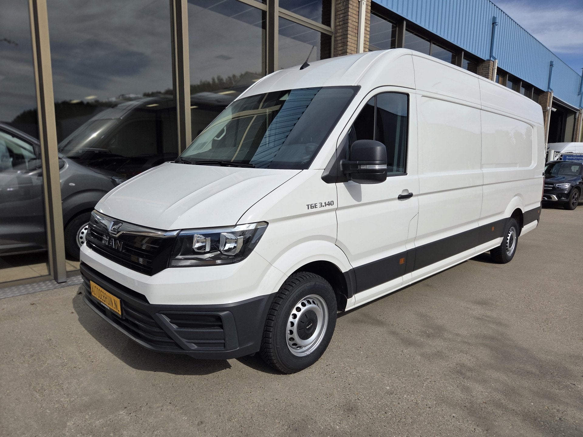 Volkswagen Crafter / MAN Tge Extra Lang L5 Hoog HD 140Pk / 1, Voorwielaandrijving, Stof, Gebruikt, 4 cilinders