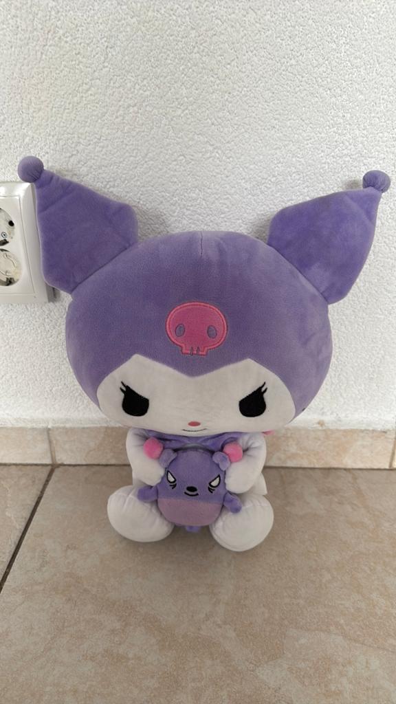 Kuromi knuffel 37 cm, Kinderen en Baby's, Ophalen, Overige typen