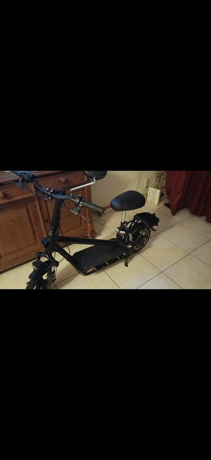 Elektrische step met zadel, zonder oplader kukirin c1, Ophalen of Verzenden, Gebruikt, Elektrische step (E-scooter)