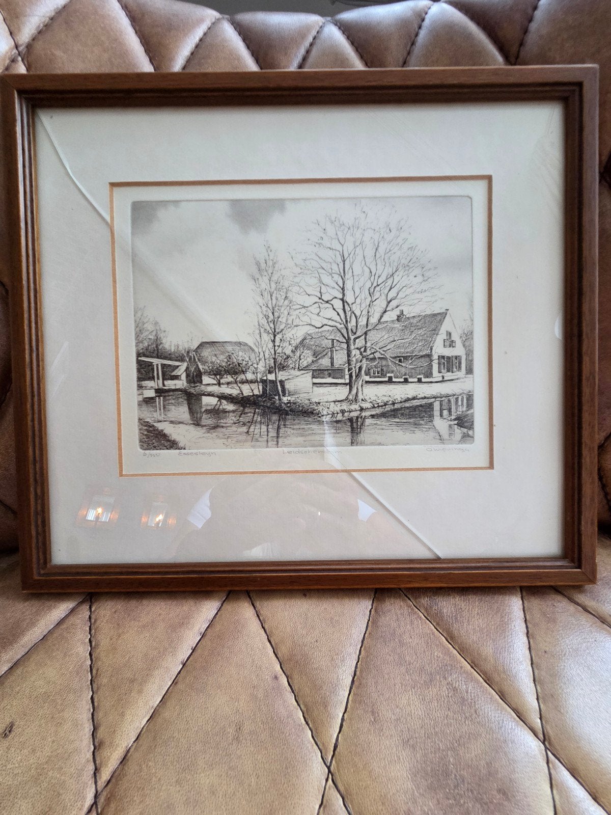 Hoeve Essesteyn Leidschendam ets 6/250 A.Wieringa gesigneerd, Ophalen of Verzenden, Ets, Achter glas