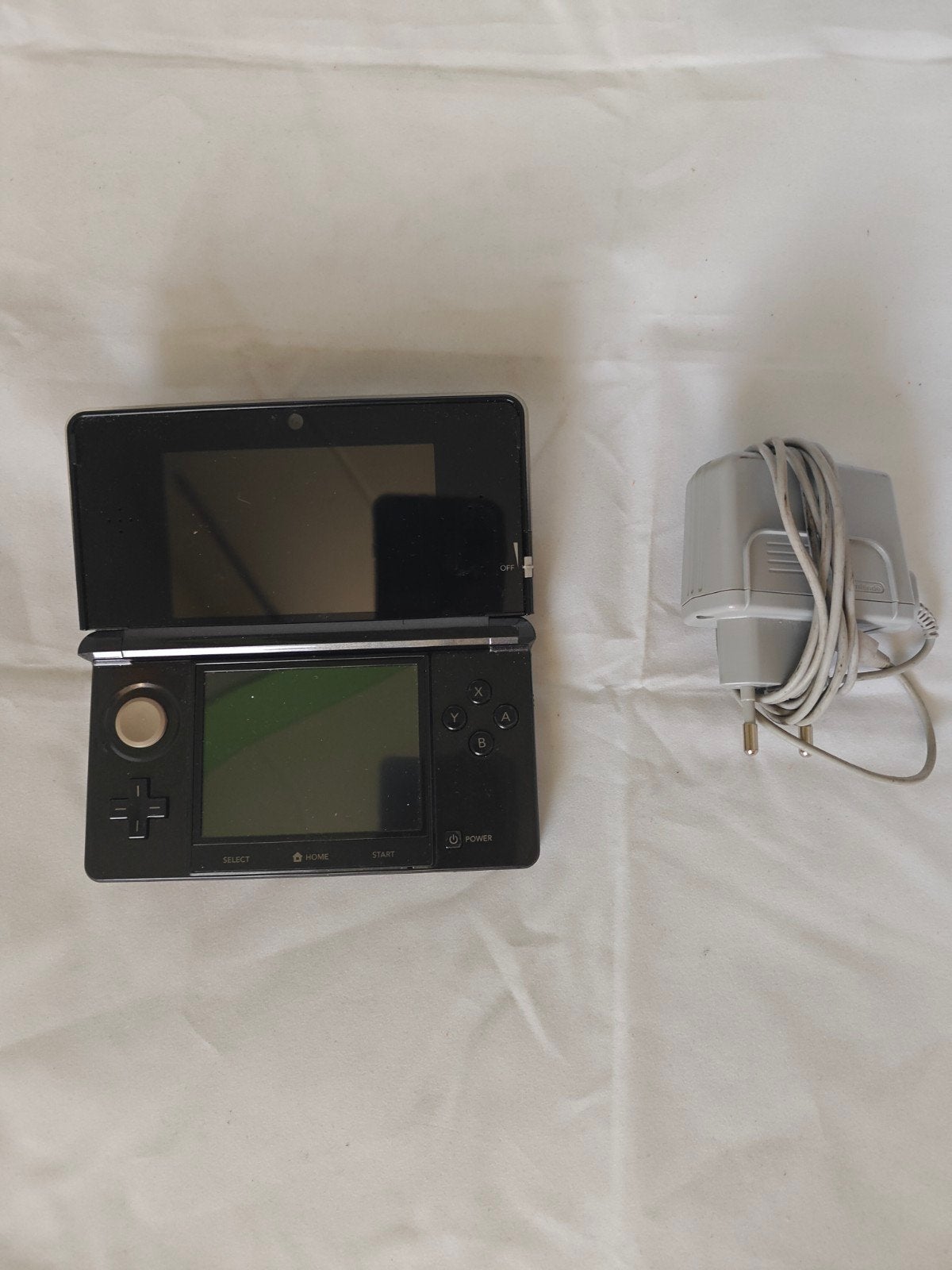 Nintendo 3DS Zwart met oplader, Ophalen of Verzenden, Gebruikt, Zwart, 3DS
