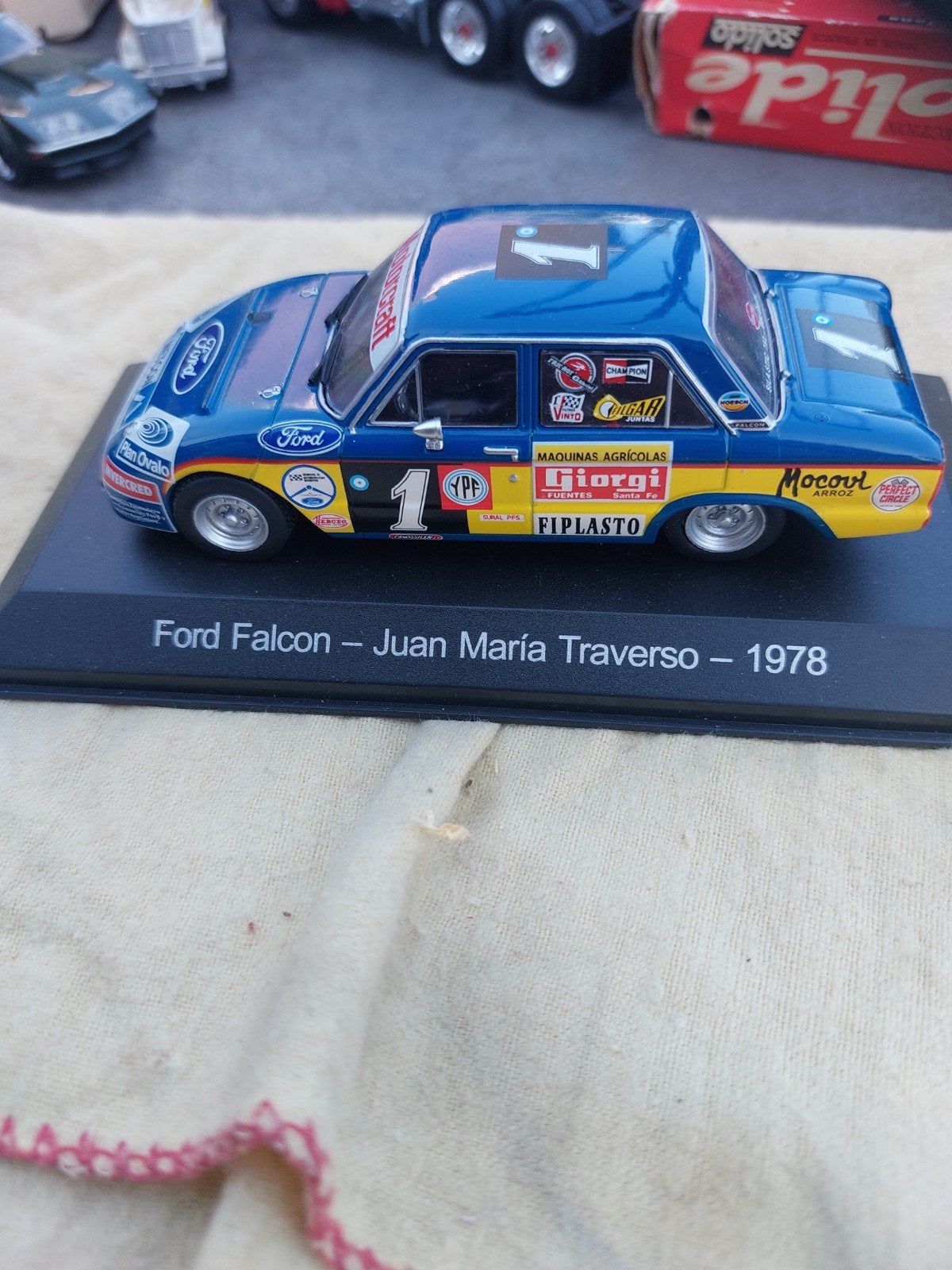 Ford Falcon Juan María Traverso 1978 schaalmodel, Ophalen of Verzenden