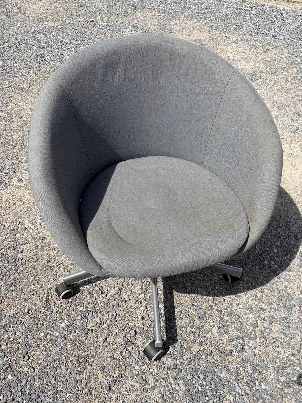 Grijze draaibare bureaustoel met wieltjes - GRATIS, Huis en Inrichting, Stoelen, Ophalen, Gebruikt, Eén, Stof