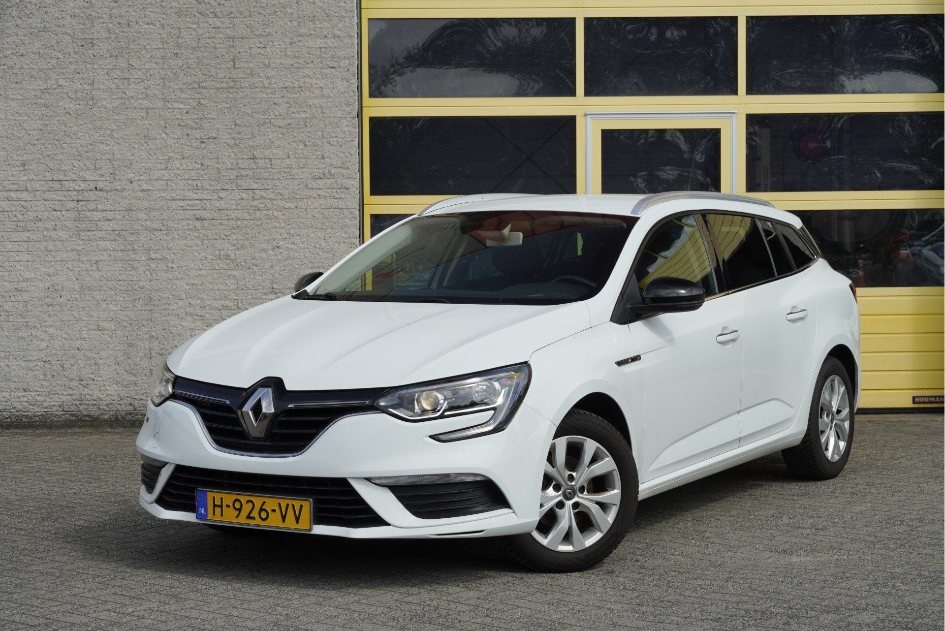 Renault Mégane Estate 1.3 TCe Limited BJ2020 Lmv 16" | Led, Auto's, Voorwielaandrijving, Stof, Gebruikt, 4 cilinders
