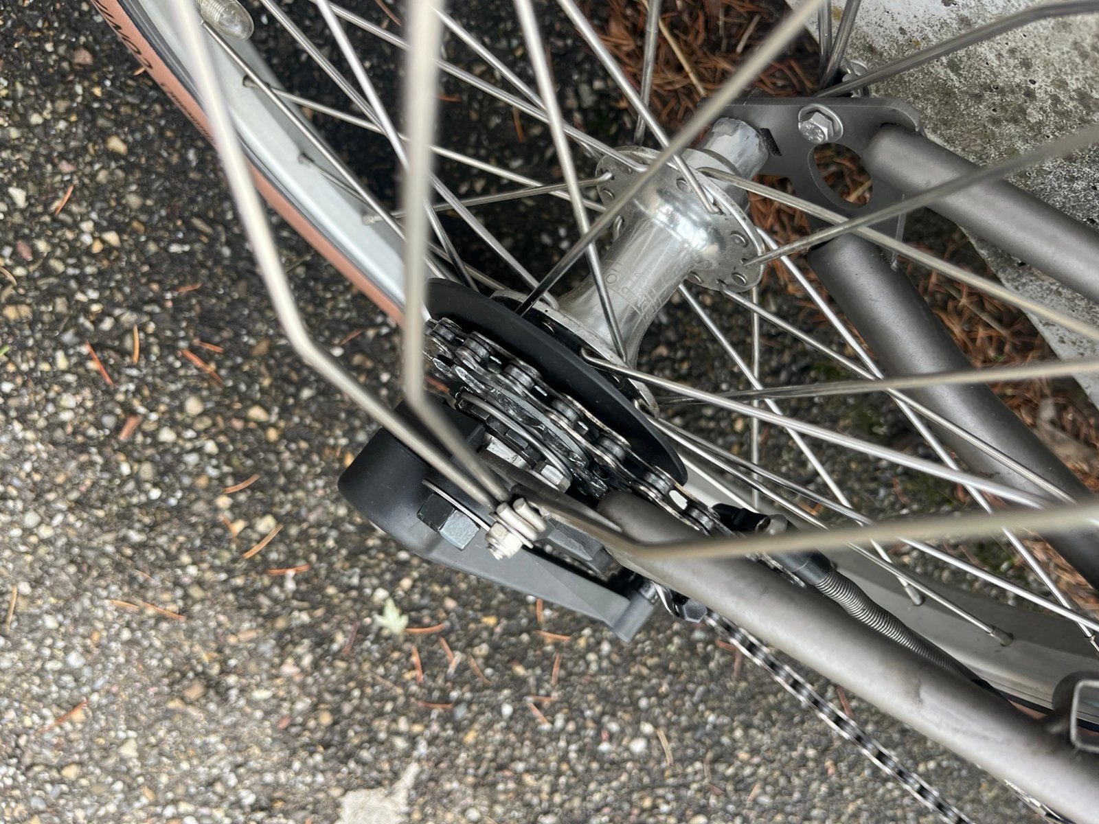 Foto 8 van Titanium Brompton S2L-X 9,4 KG Customised voor klein persoon